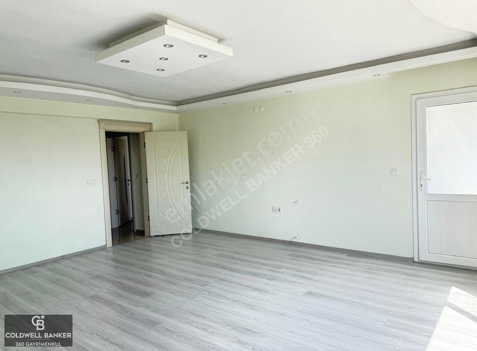 Bayraklı Onur Mahallesi 3+1 Kiralık Daire