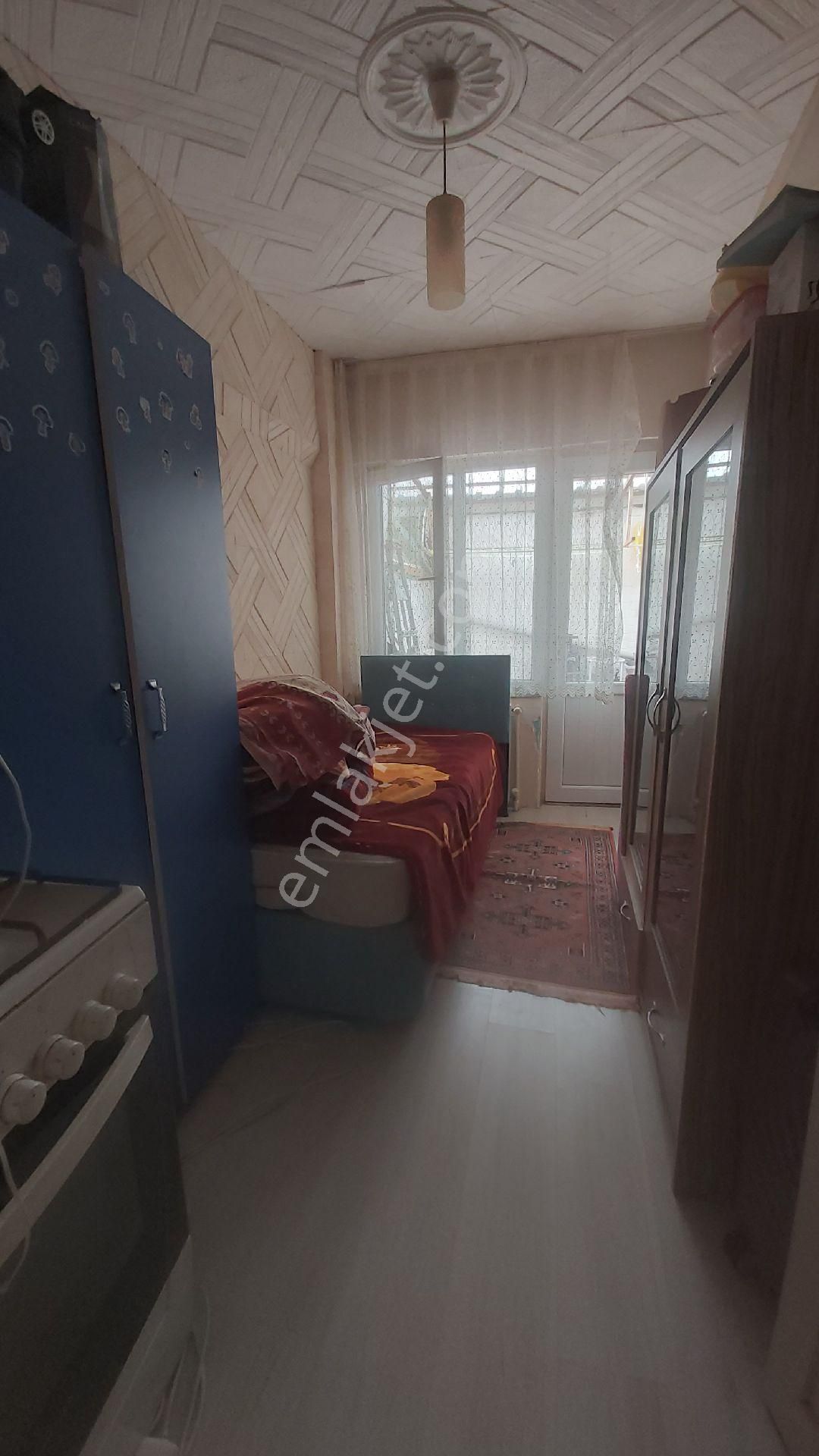 Yüksek Giriş Çarşı Merkezde Ev - Görsel 6