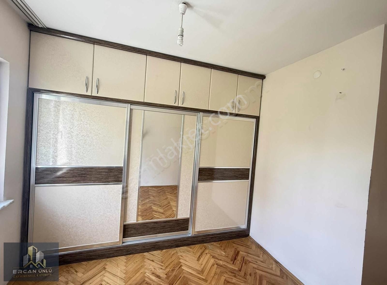 İldem Çarşısı Karşısı Güney Cephe İçerisi Yapılı İldem A Dairesi - Görsel 2