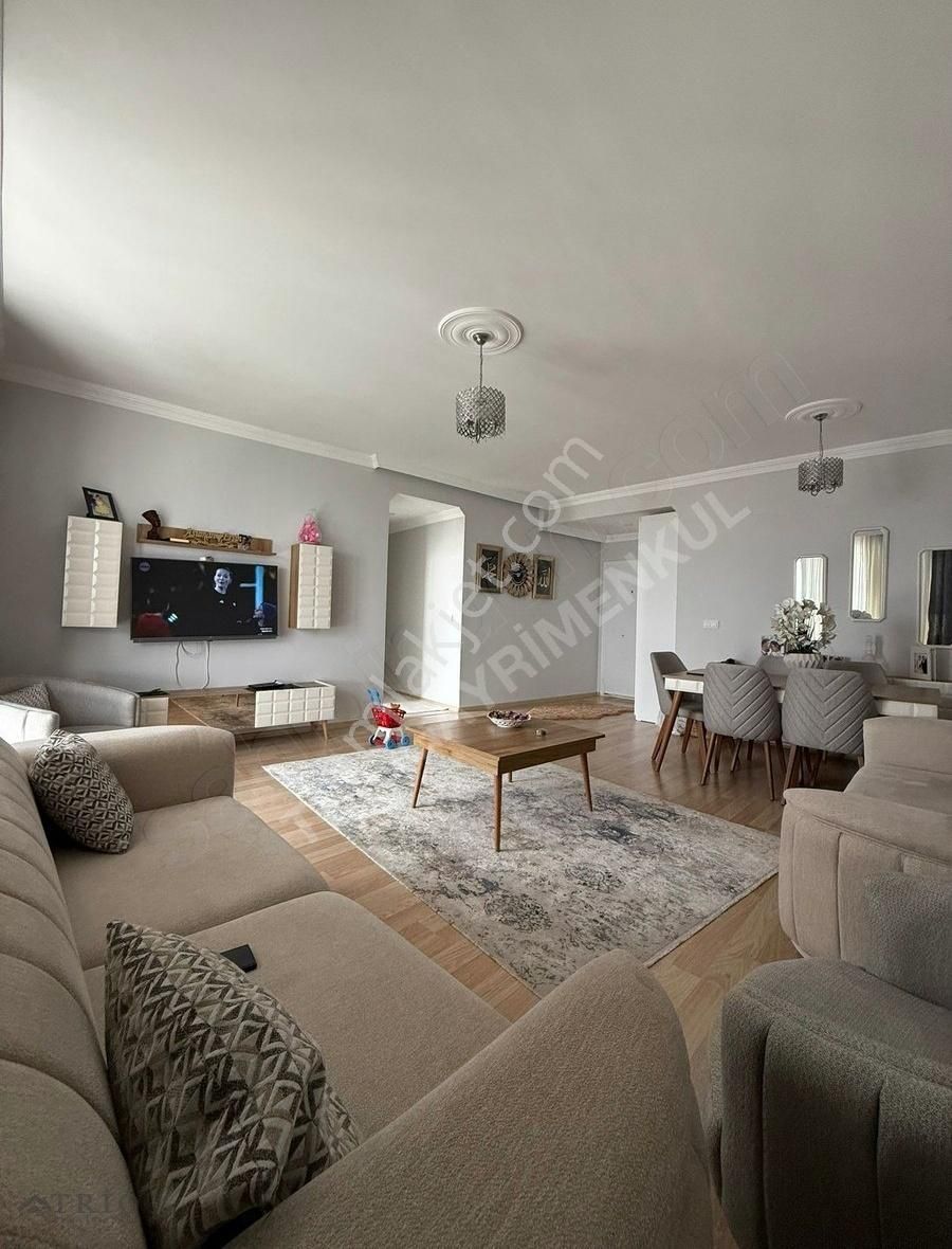 Sky Bahçeşehir'de Kiralık 3+1