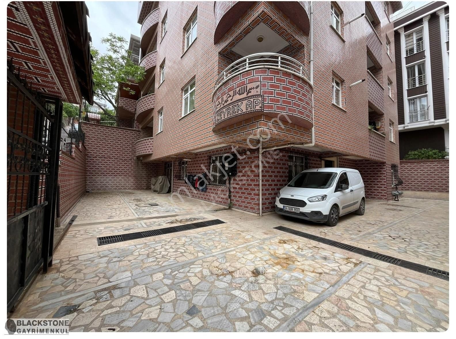 Blackstone'dan Safa Mh. Peronlara Yakın Satılık 2+1 Arakat - Görsel 13