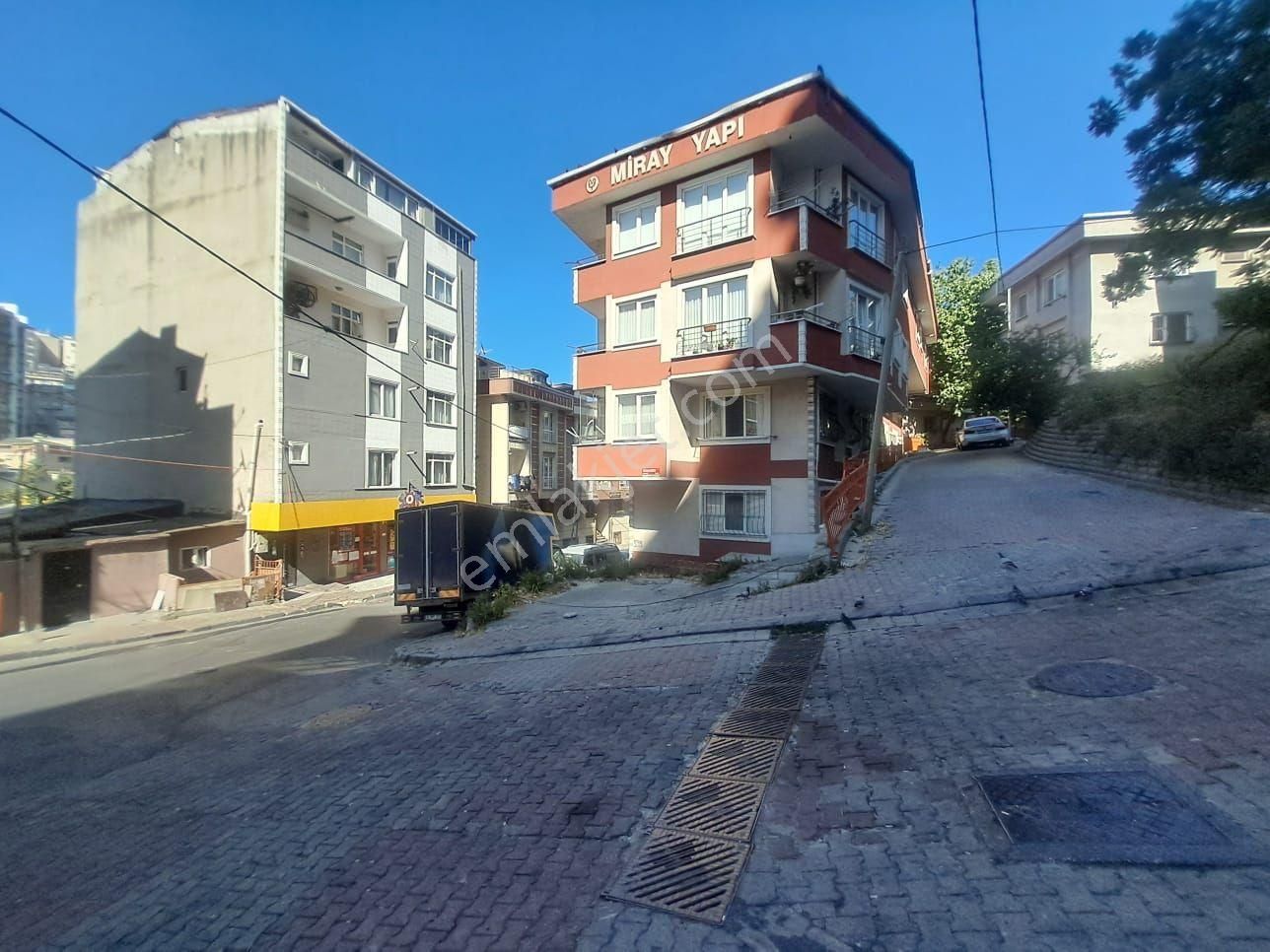 Kağıthane Yahya Kemalde Kiralık Yeni Binada 2+1 Aydınlık Ferah Daire