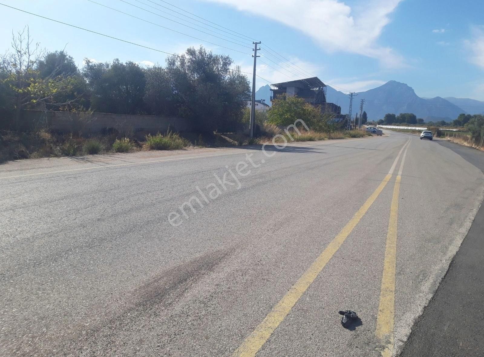 Yesılbayır Mah..1022m² Cadde Uzeri Dag Ve Orman Manzarali - Görsel 3