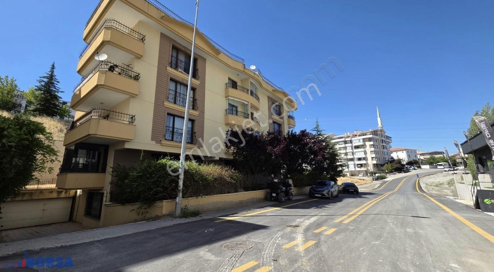 Birlik Mahallesi 494 Sokak'ta Yapılı 2+1 Boş Satılık Daire - Görsel 9