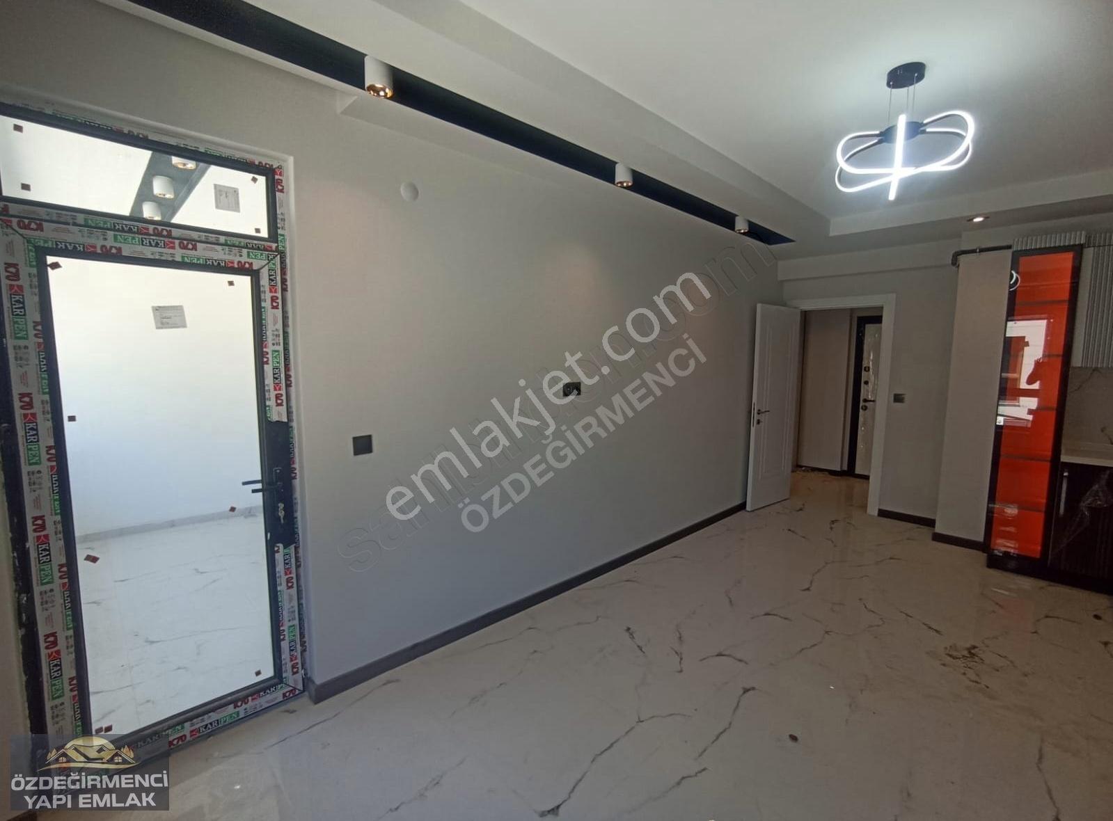 Özdeğirmenci Yapı-emlaktan Satılık Ultra Lüx 3+1 150 M2 Daire - Görsel 11