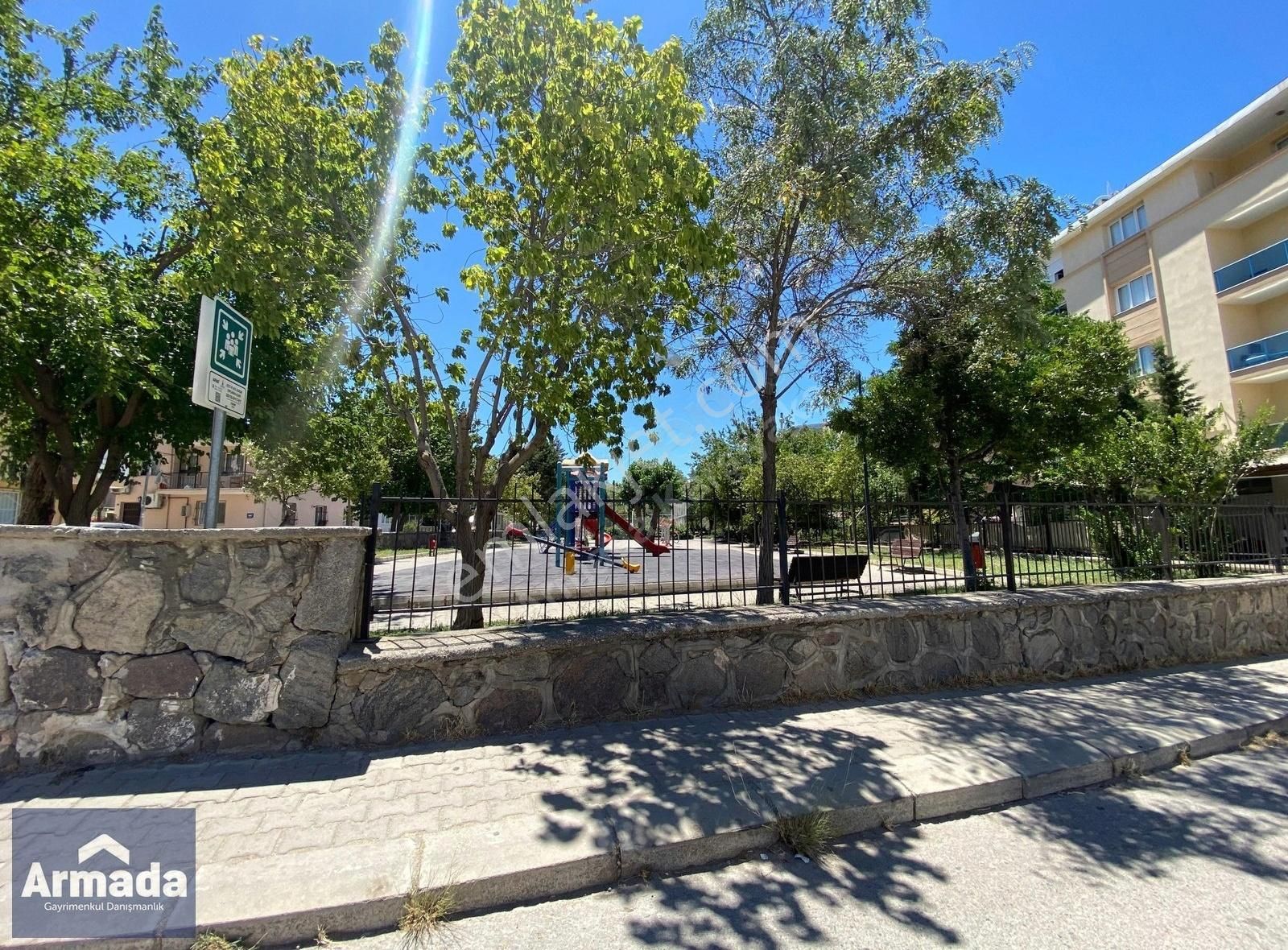 Çiğli Harmandalı Nda Yatırıma Uygun İmarlı 128 M2 Satılık Arsa - Görsel 2