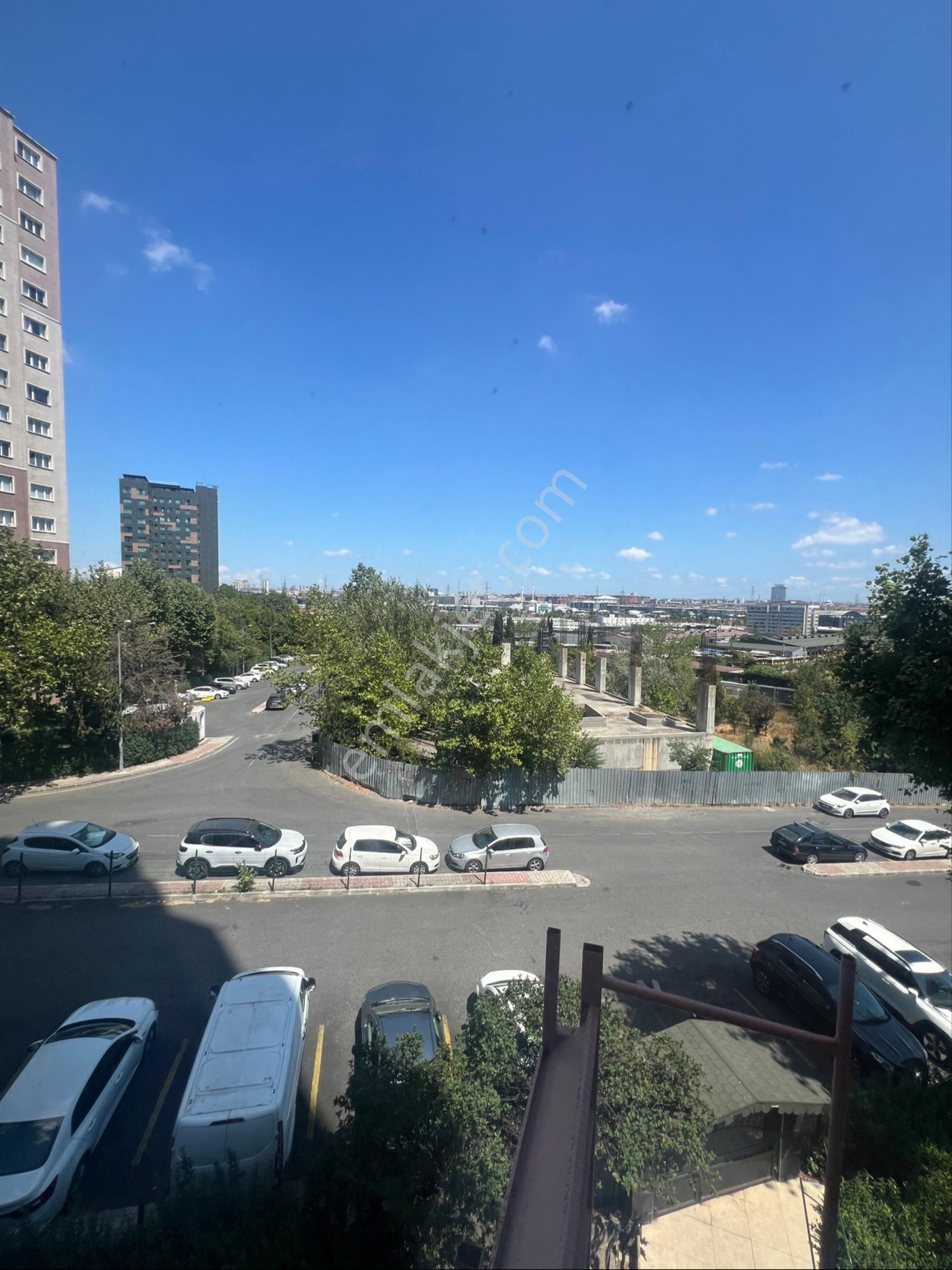 Atakent 2.etap 1+1 Kiralık Daire 50 M. Tadilatlı