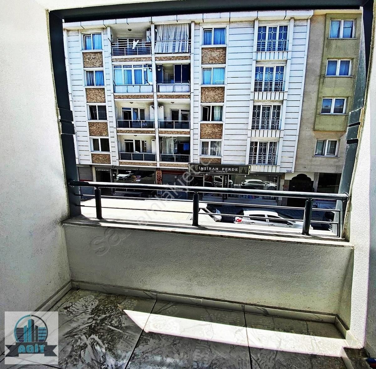 Esenyurt Cadde Üzeri Meydana 1 Dak.mesafede 2+1 Sıfır İnşaat
