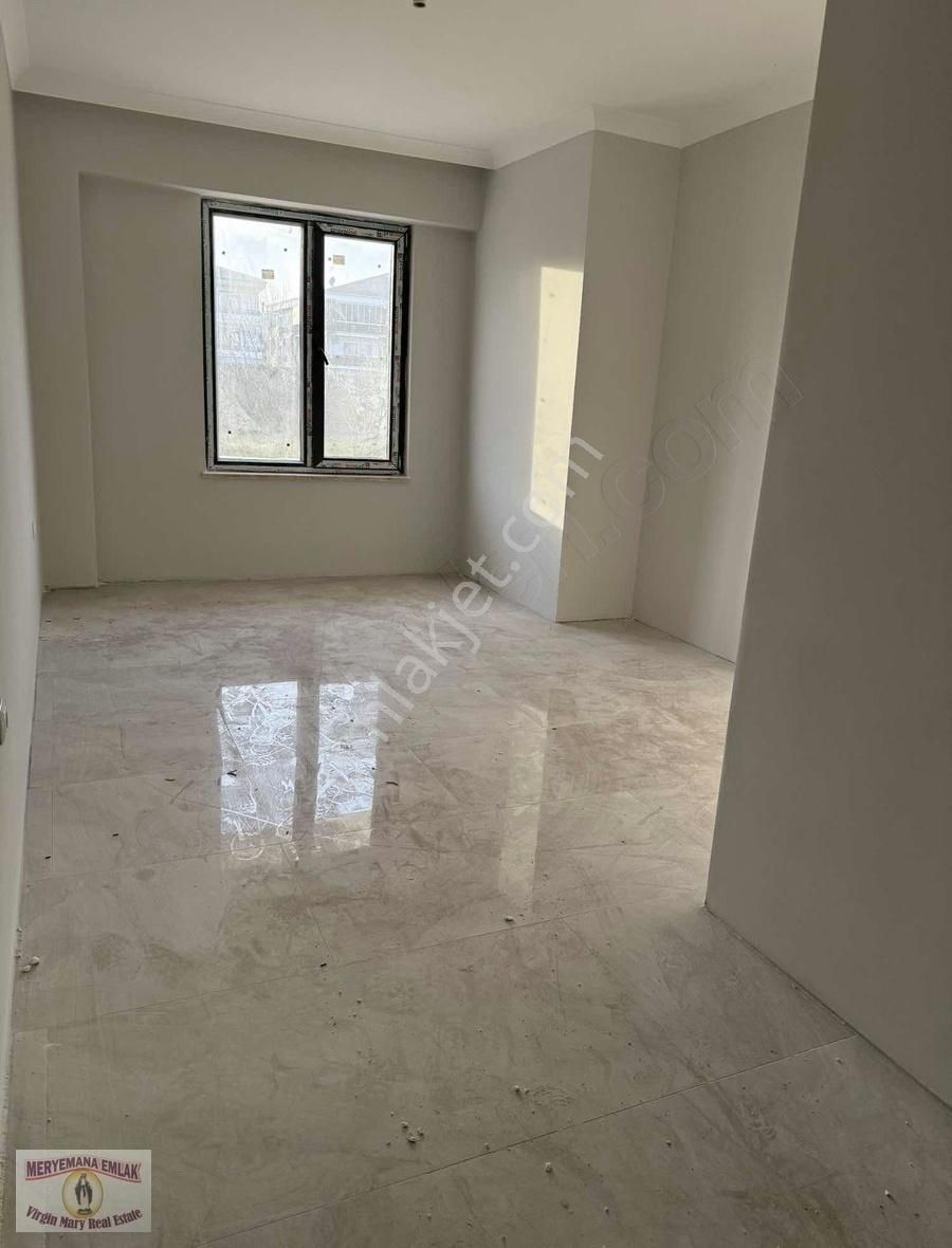 Karasu Kabakoz Mah Satılık 3+1 Bahçe Katı