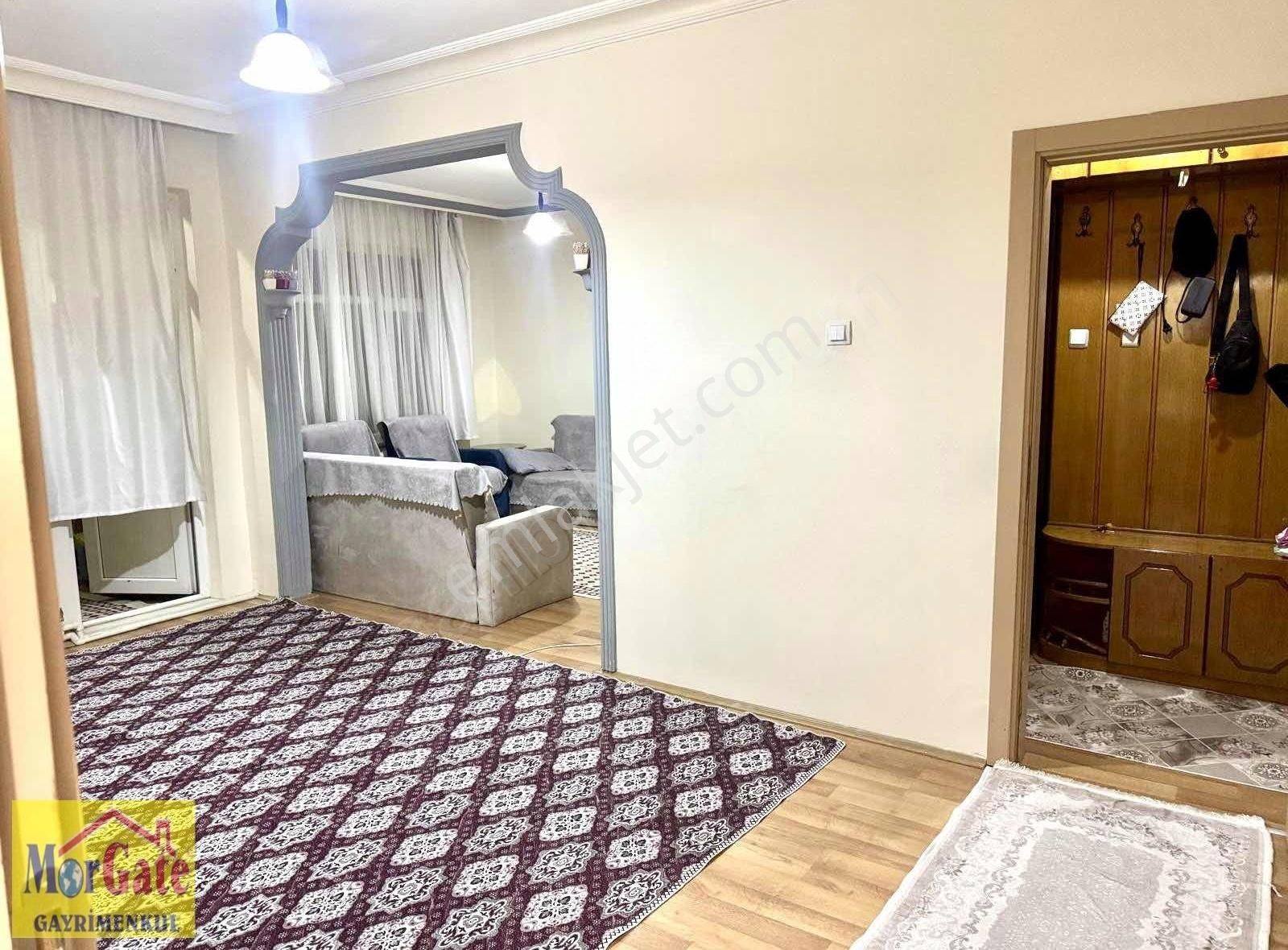 İhsaniye Mh Satılık 3+1 Arakat Bakımlı Kombili Daire