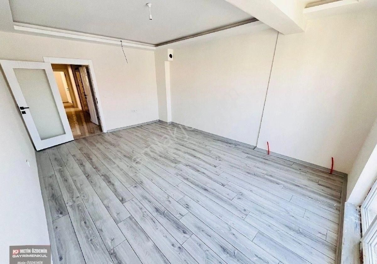 Sincan Yenikent 29 Ekim Mahallesinde Lüks Yapılı 3+1 Daire - Görsel 8