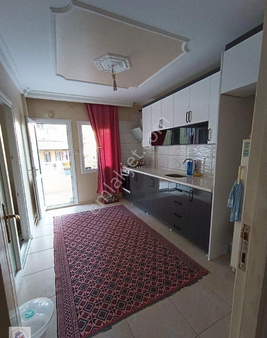 Bizim Emlak'tan Kirklarsirti Mahallesi'nde 3+1 Doğalgaz Kombili Asansörlü Satılık Daire