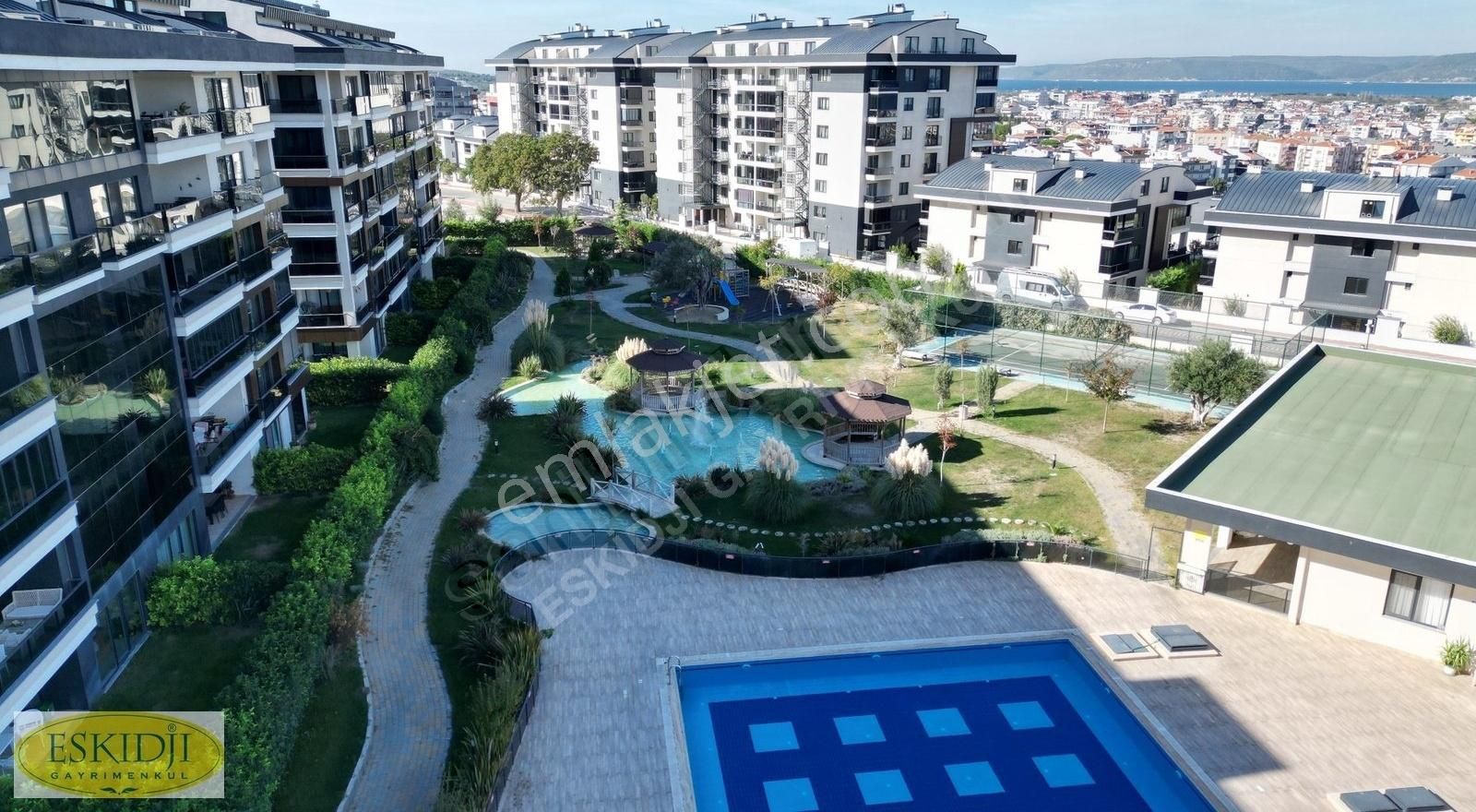 Çanakkale Merkez Park O'lıve Sitesi Satılık Arakat 2+1 Daire.