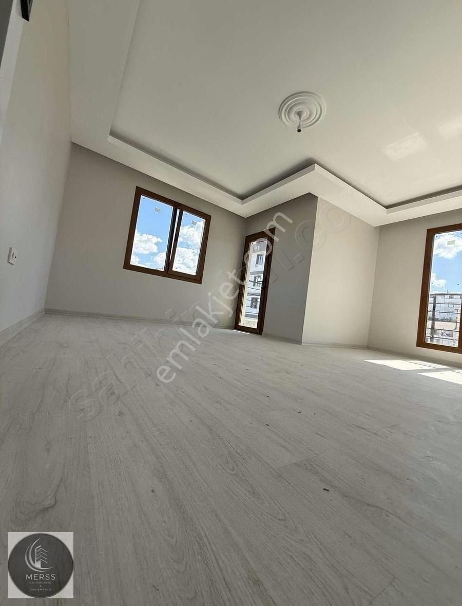 Sultanbeyli Mımar Sınan'da 3+1 Üst Dubleks Satılıktır - Görsel 13