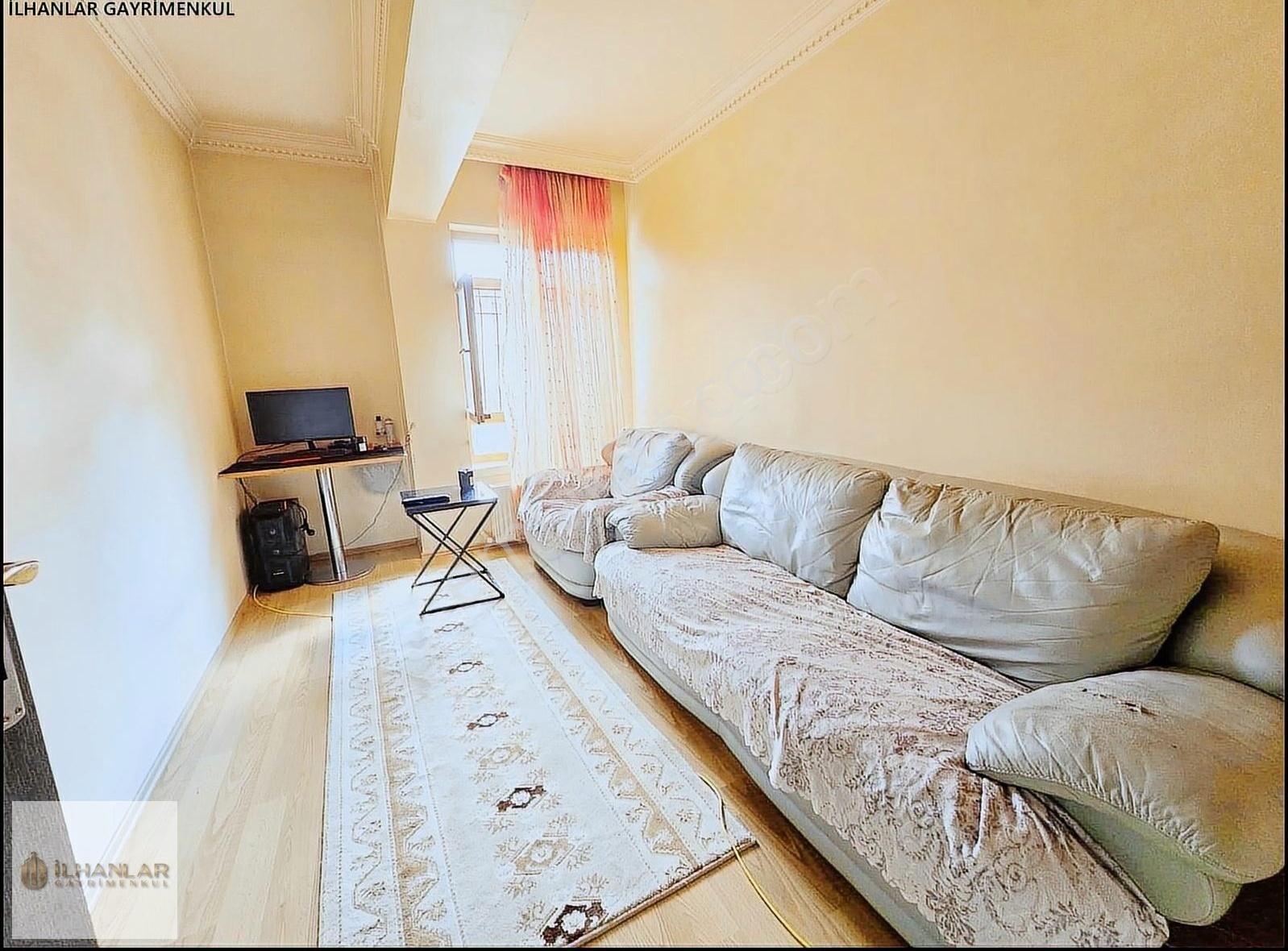Ayvalı Mahallesi Cadde Paraleli Masrafsız 3+1 Satılık Daire
