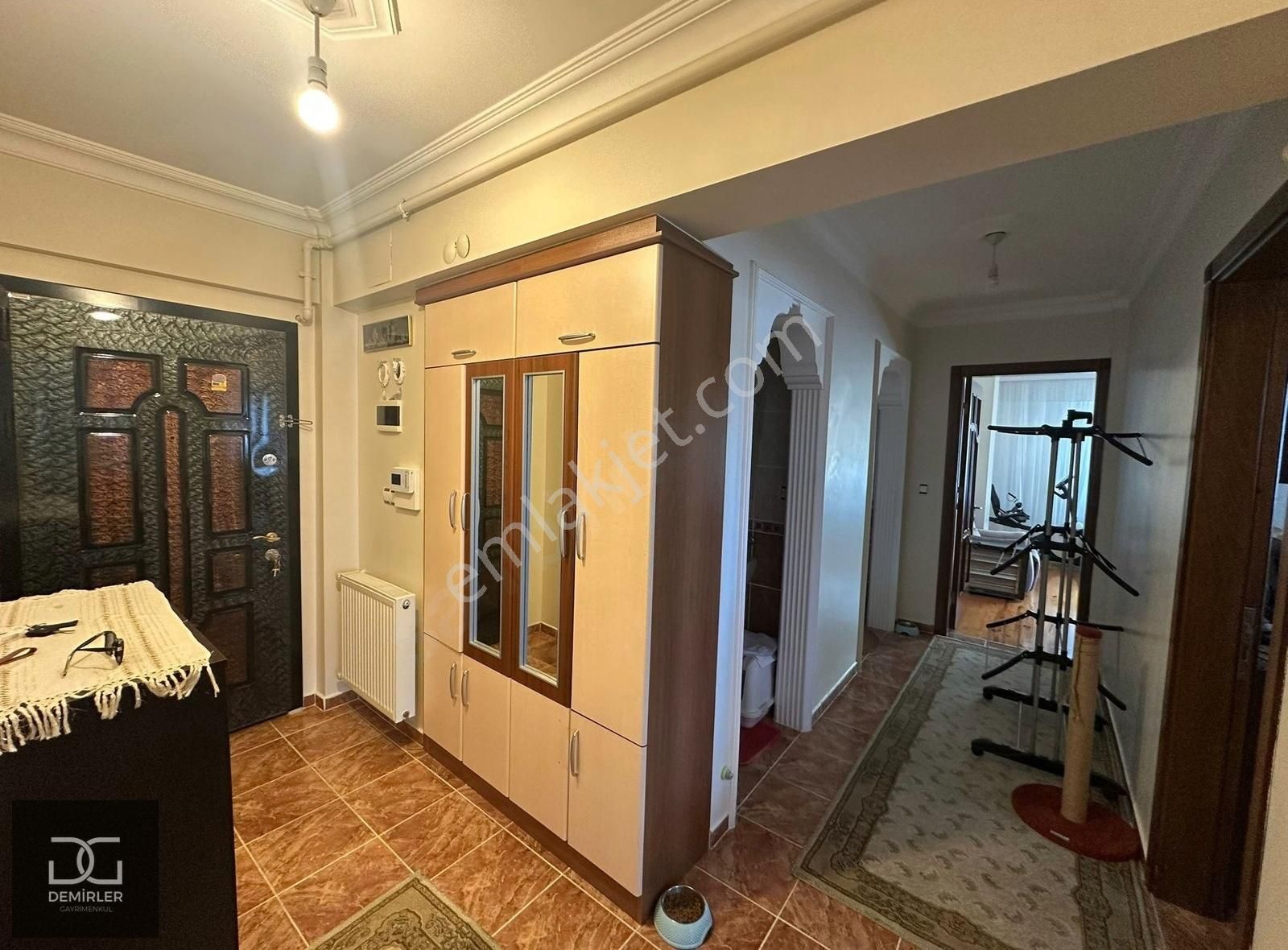 Demirler'den Adalet Mahallesinde Arakat 3+1 Kiralık Daire