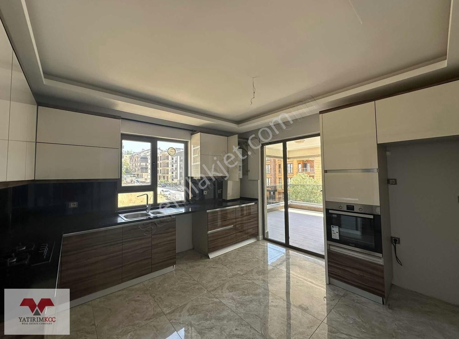 Yukarı Dikmen De Sıfır Konforunda Ara Kat Ferah 3+1