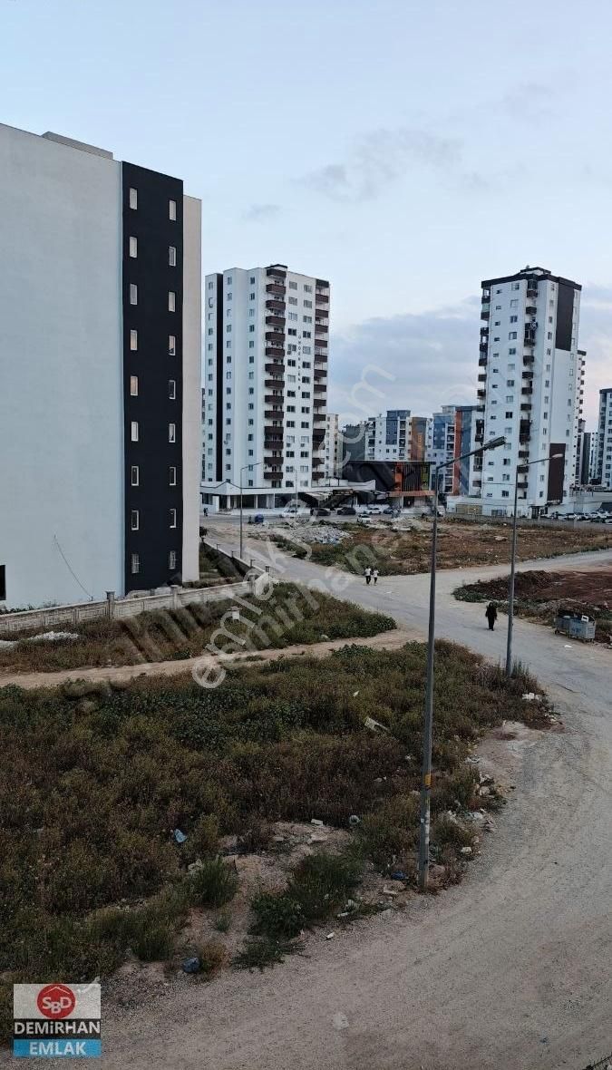 Demirhan'dan Sarıçam Belediyesi Civarı Satılık Daire