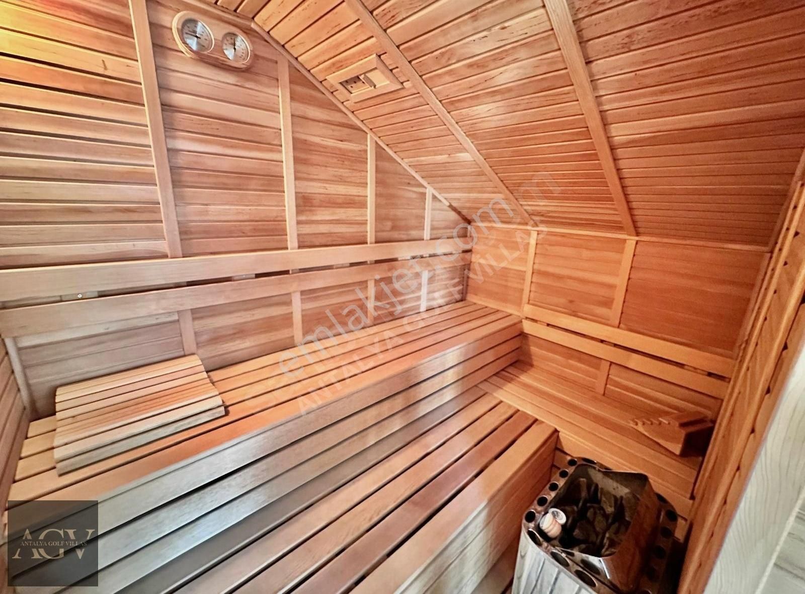 Belek Merkez'de Satılık Ortak Havuzlu 4+1 Eşyalı Villa - Görsel 2