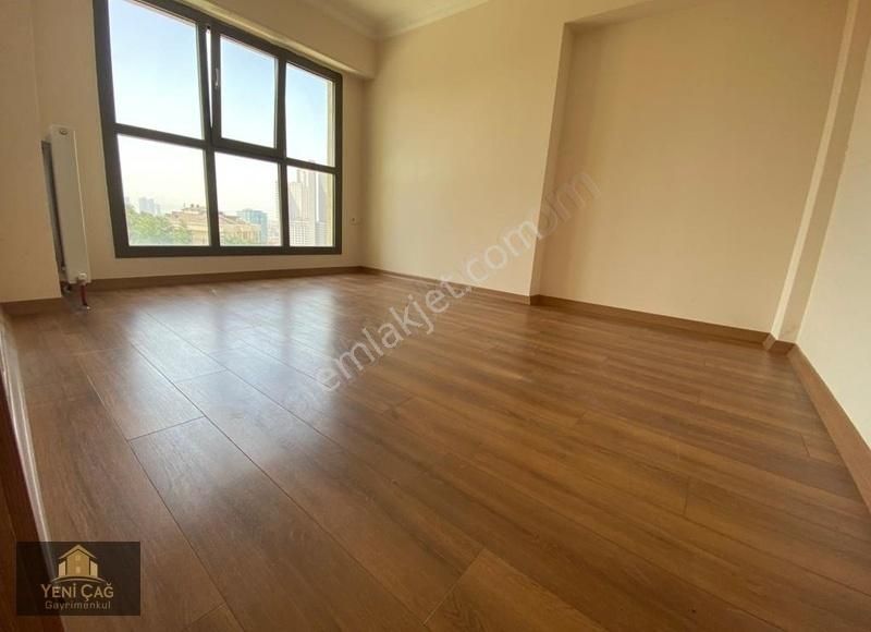 Hill Kartal Satış Ofisinden 1.katta 109 M2 2+1 Satılık Daire