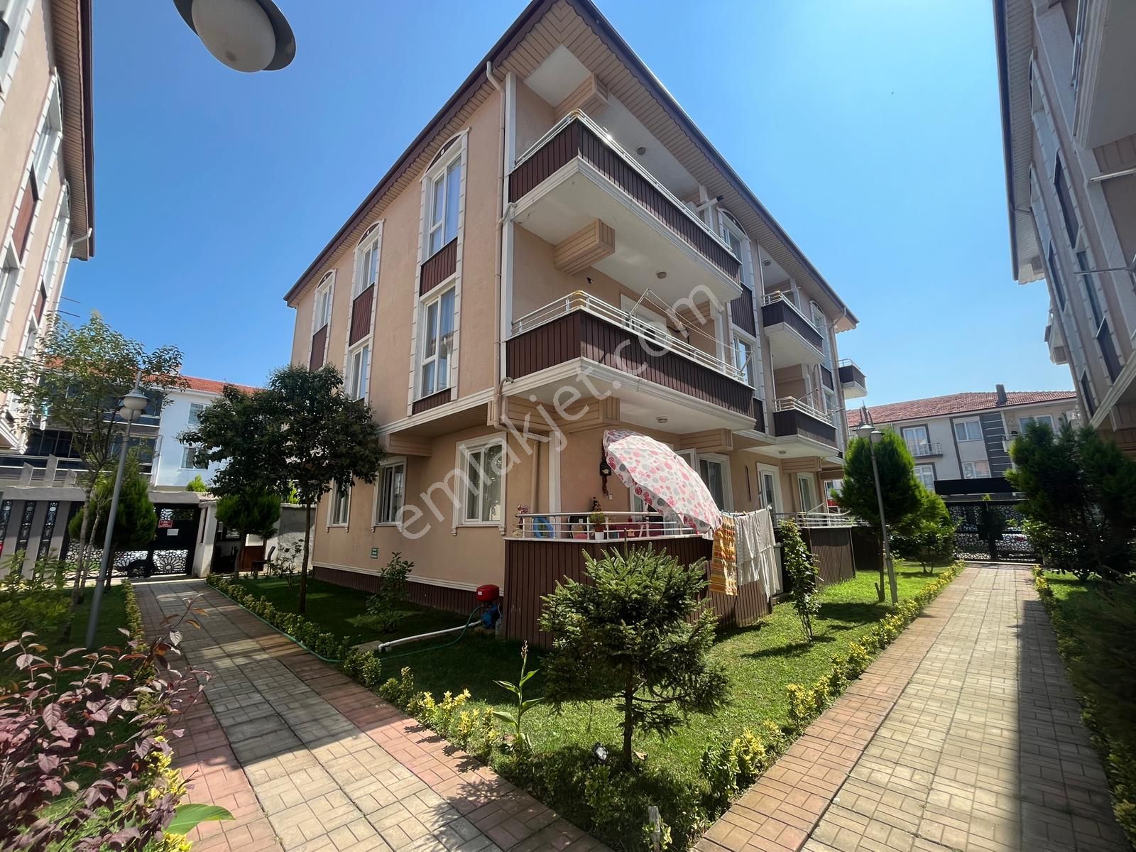 💧 Site İçi Havuzlu 2+1 Harika Daire! 🛋️