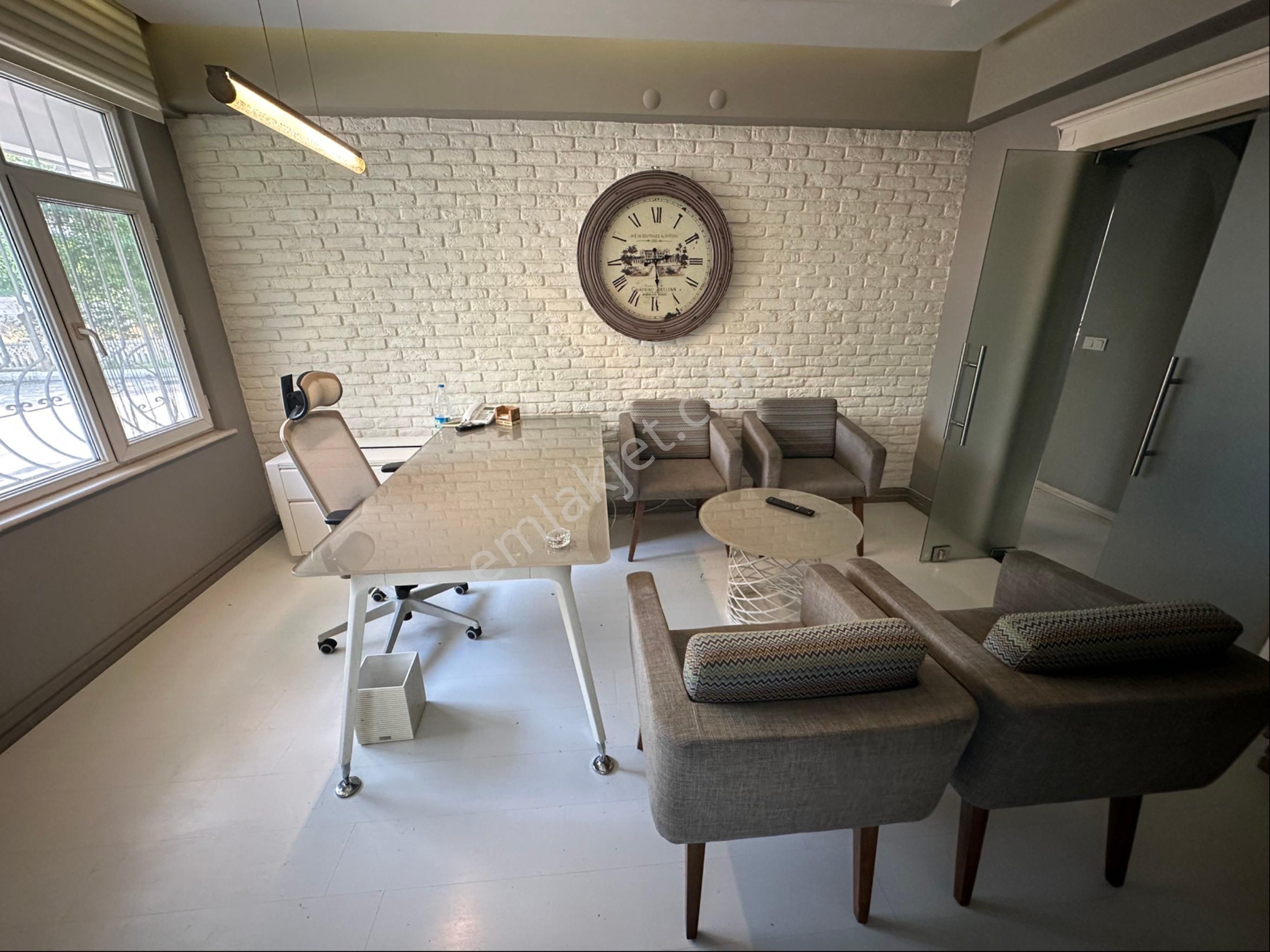 Antalya Muratpaşa Şirinyalı Satılık Ofis Olmaya Da Uygun 2+1