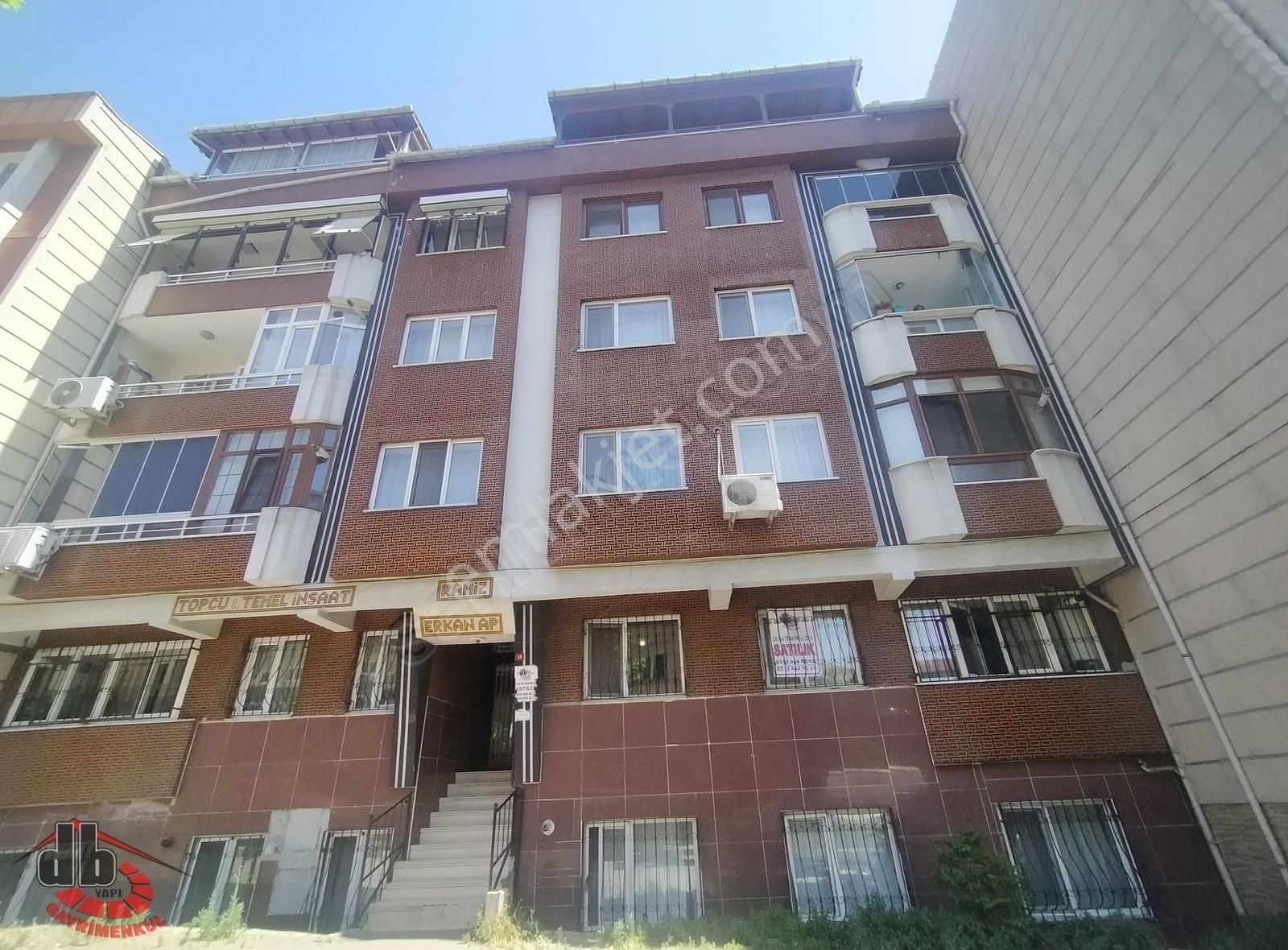 Gaziosmanpaşa Merkez Havuzbaşı Bölgesinde Ön Cephe Yüksek Giriş