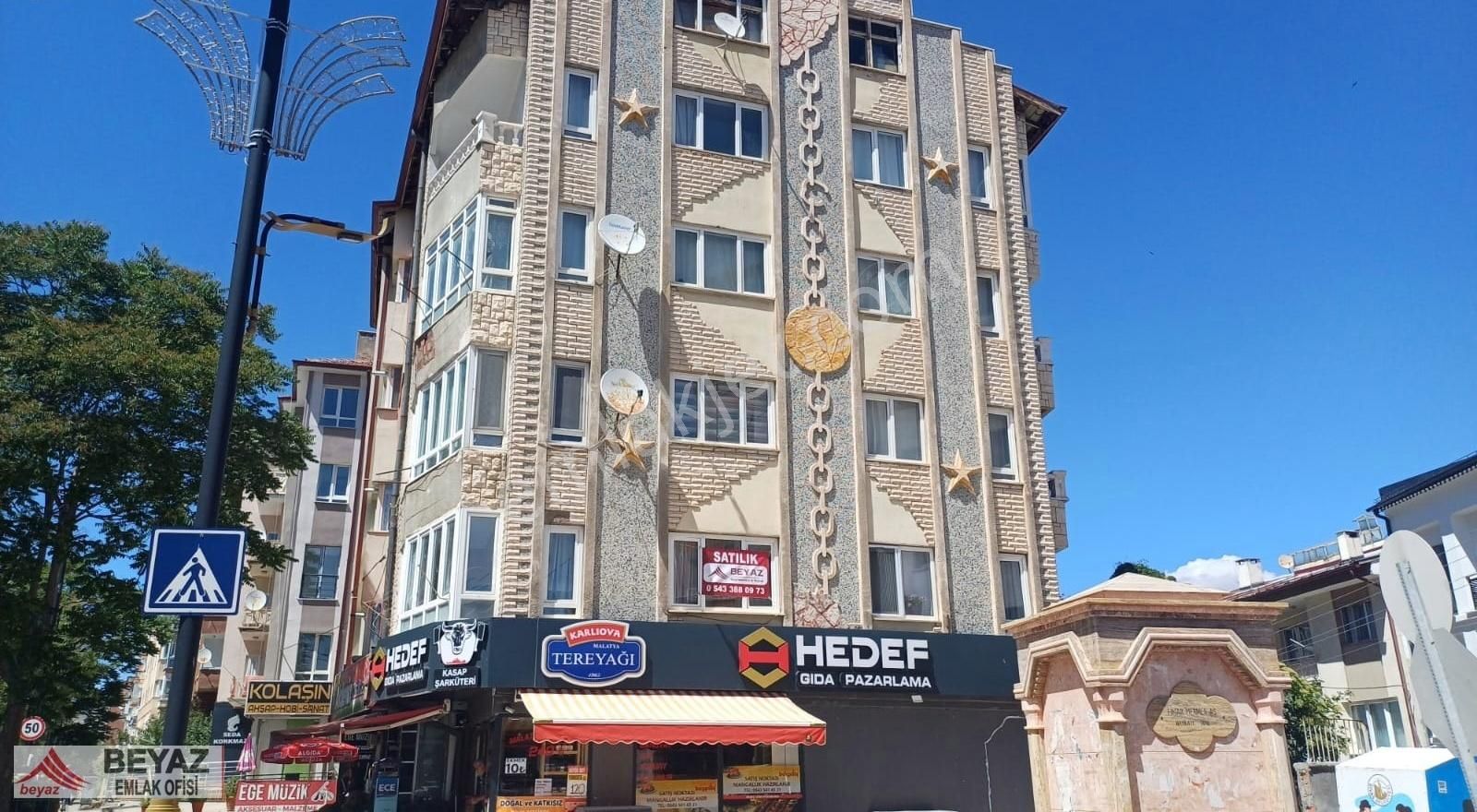 Beyaz Emlak'tan Mevlana Cad. Üzeri 2+1 Güney Batı Cephe Daire