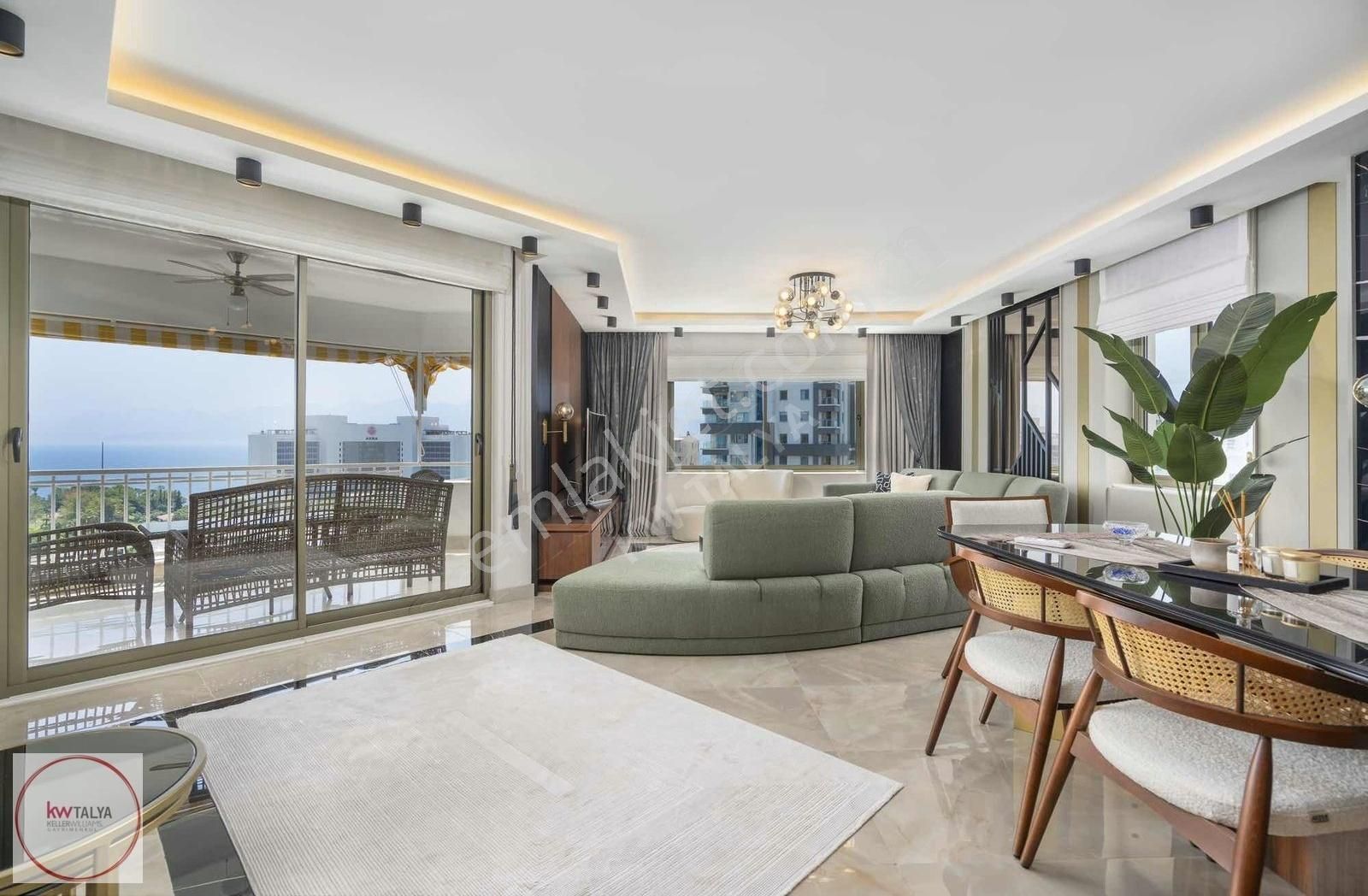 Şirinyalıda Deniz Manzaralı Satılık 3+1 Lüks Daire