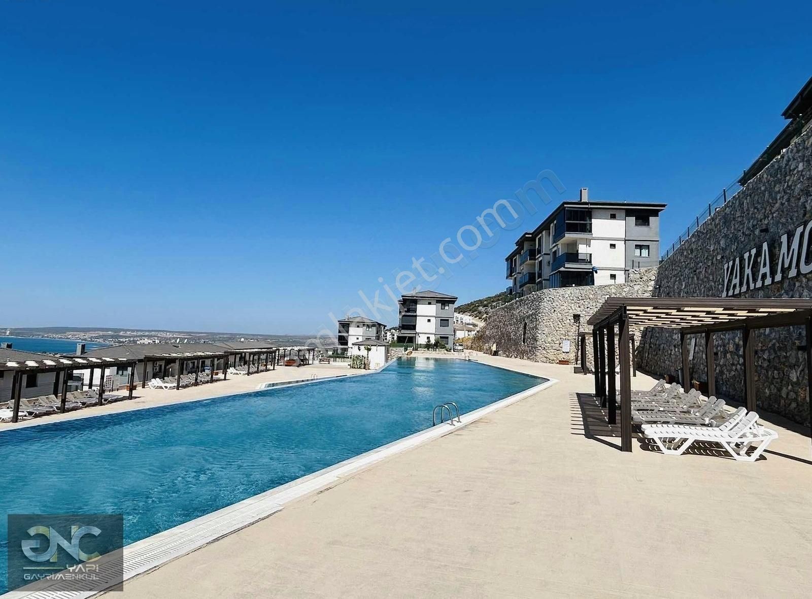 Havuzlu Özel Sitede Deniz Manzaralı Eşyalı 2+1 Daire - Görsel 12