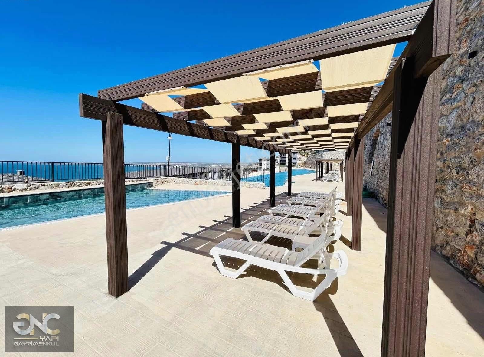 Havuzlu Özel Sitede Deniz Manzaralı Eşyalı 2+1 Daire - Görsel 19