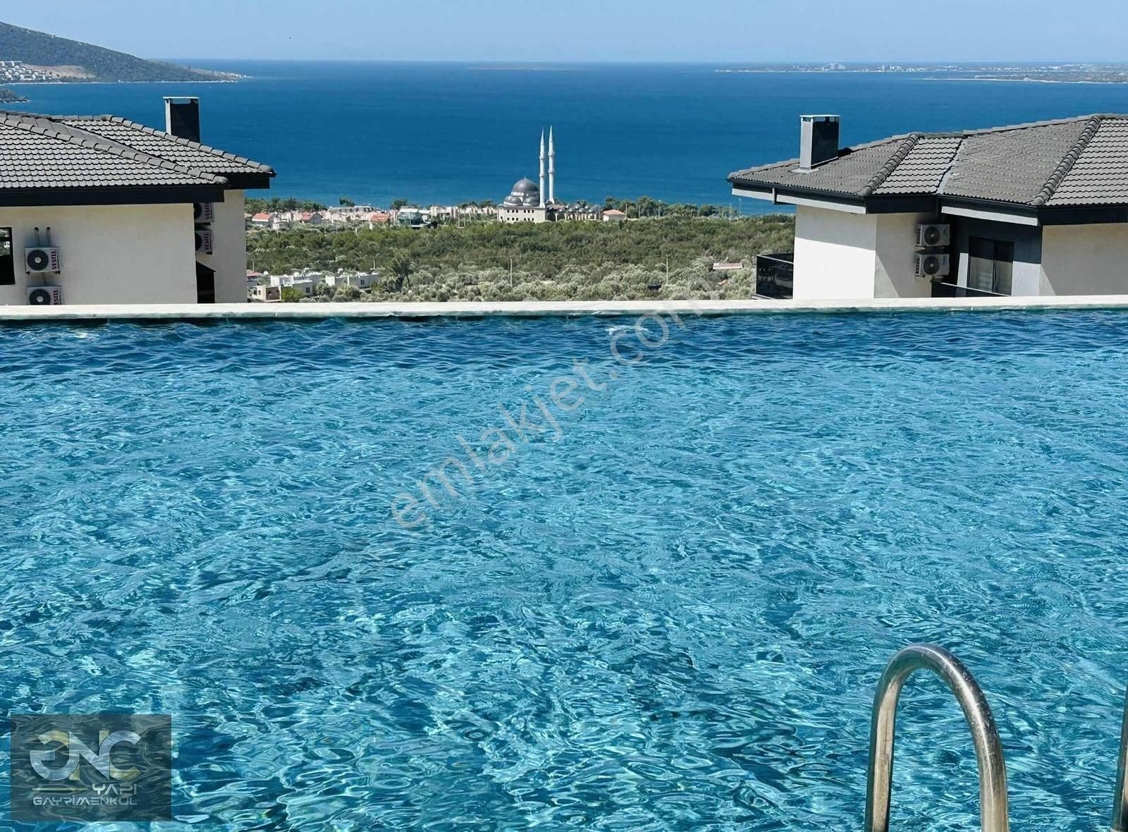 Havuzlu Özel Sitede Deniz Manzaralı Eşyalı 2+1 Daire - Görsel 17