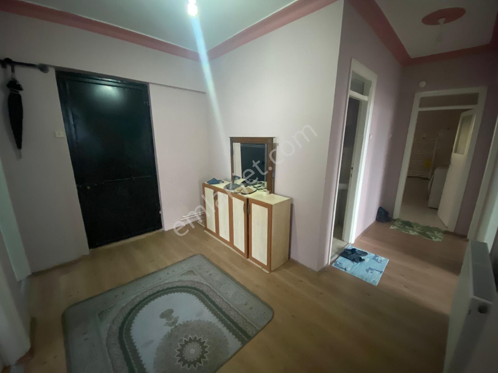 Fırsat Kaçmaz!! Karasu Merkez'de 3+1 *3 Balkonlu* Eşyalı Daire