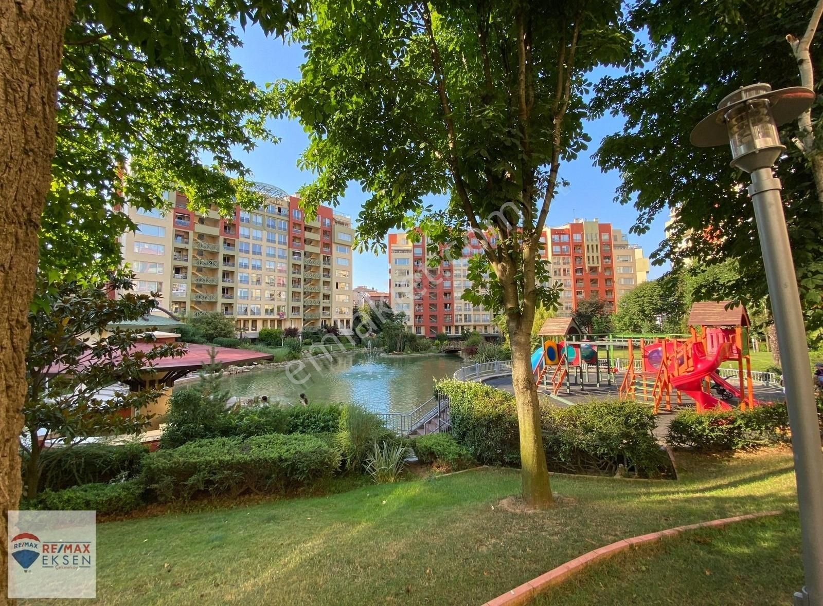 Sinpaş Central Life Oğuz Yanık 3+1 135 M2 Çift Gölet Manzaralı