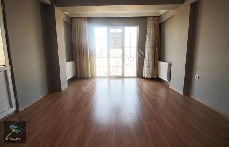 Kazımiye Mah Avm.bölgesi Satılık 2+1 90.m2 Daire İskanlı