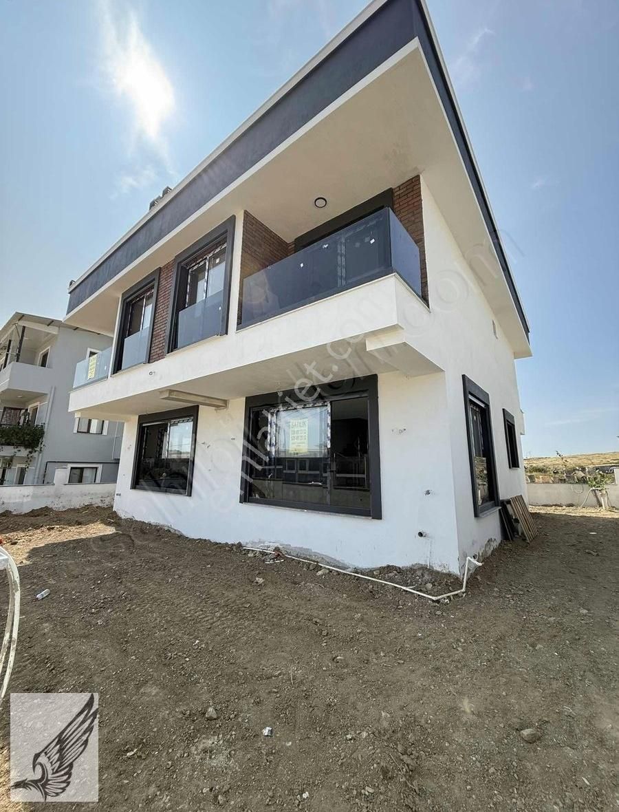 Müstakil Girişli Ebeveyn Banyolu Doğa Manzaralı 3+1 Villa - Görsel 12