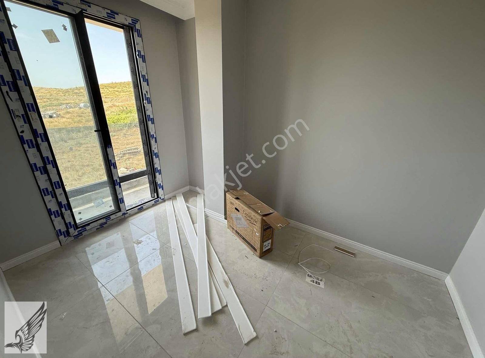 Müstakil Girişli Ebeveyn Banyolu Doğa Manzaralı 3+1 Villa - Görsel 26