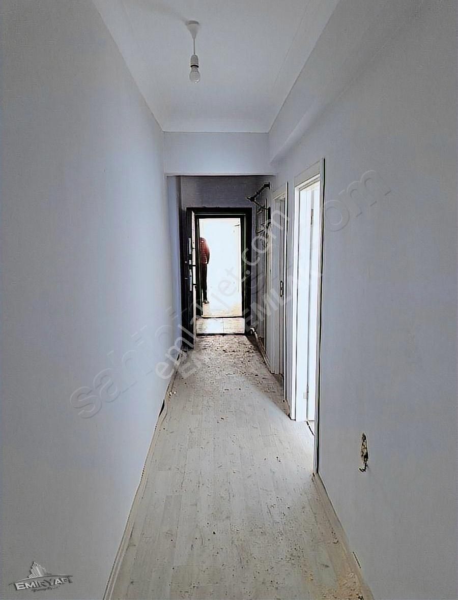 Emir Emlak Gayrimenkulden Satılık Yatırımlık Apartlar Üni.2.kapı