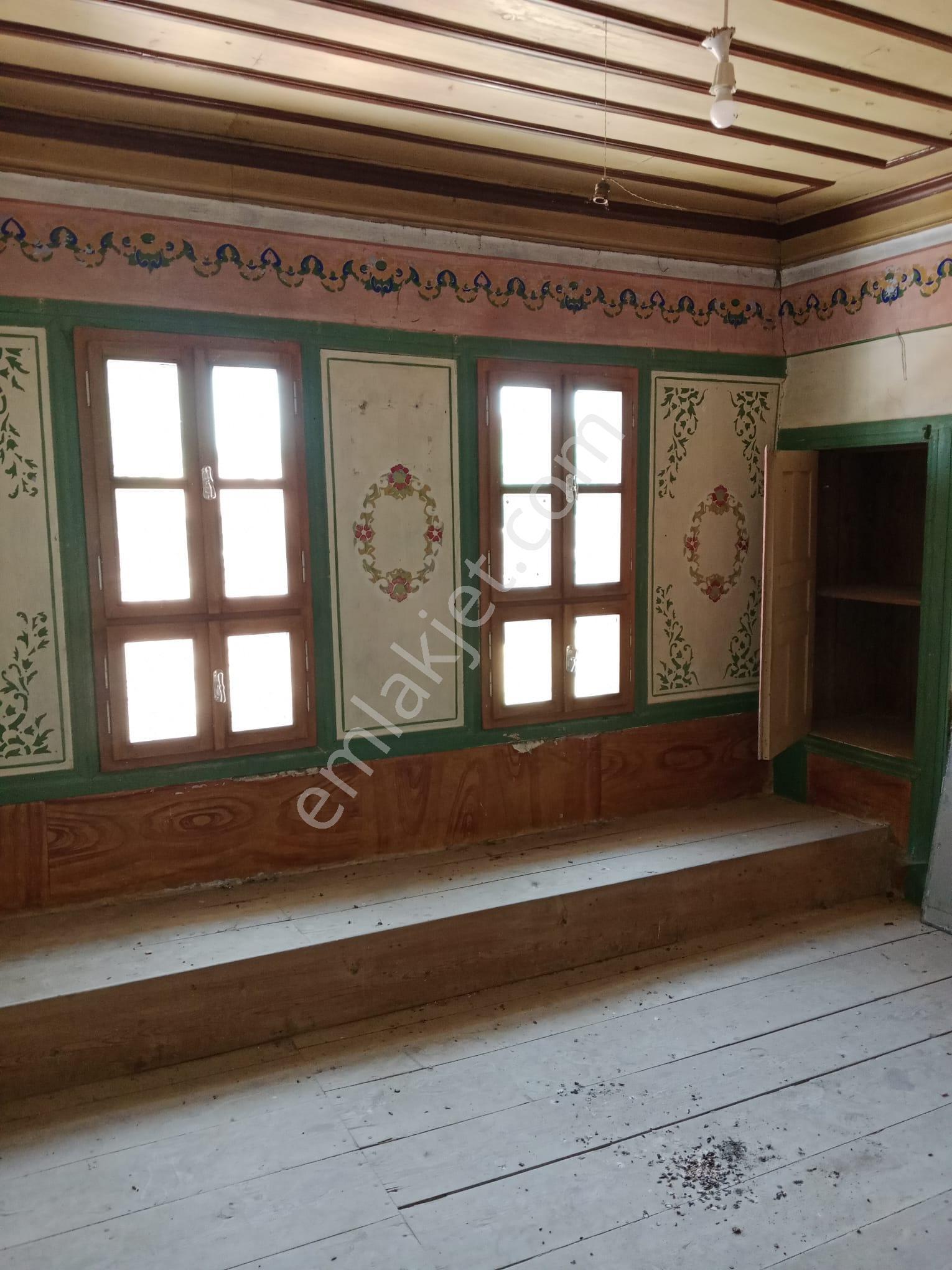 H-119 Derebenek Mahallesi Satılık 4+1 Ahşap İki Katlı Ev - Görsel 12
