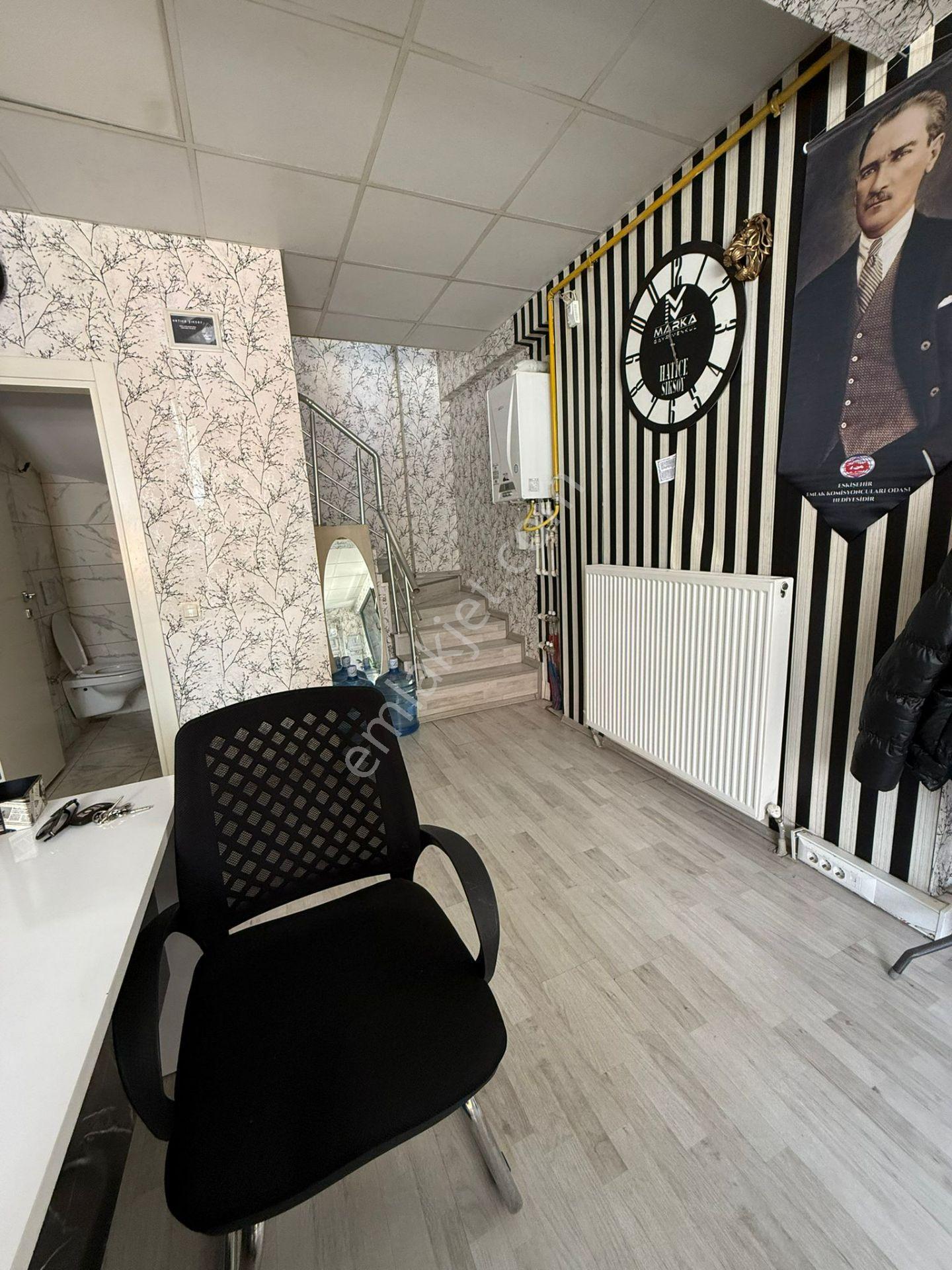 H-220 Cumhuriye Mahallesi Devren Dubleks Kiralık Ofis - Görsel 32