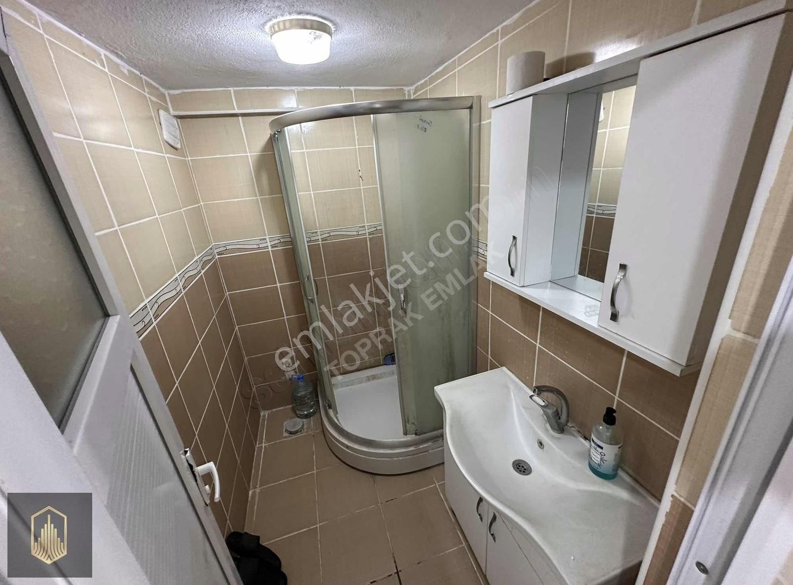 Toprak Gayrimenkul'den Fevzipaşa'da 2+1 95m2 Kiralık Daire - Görsel 12