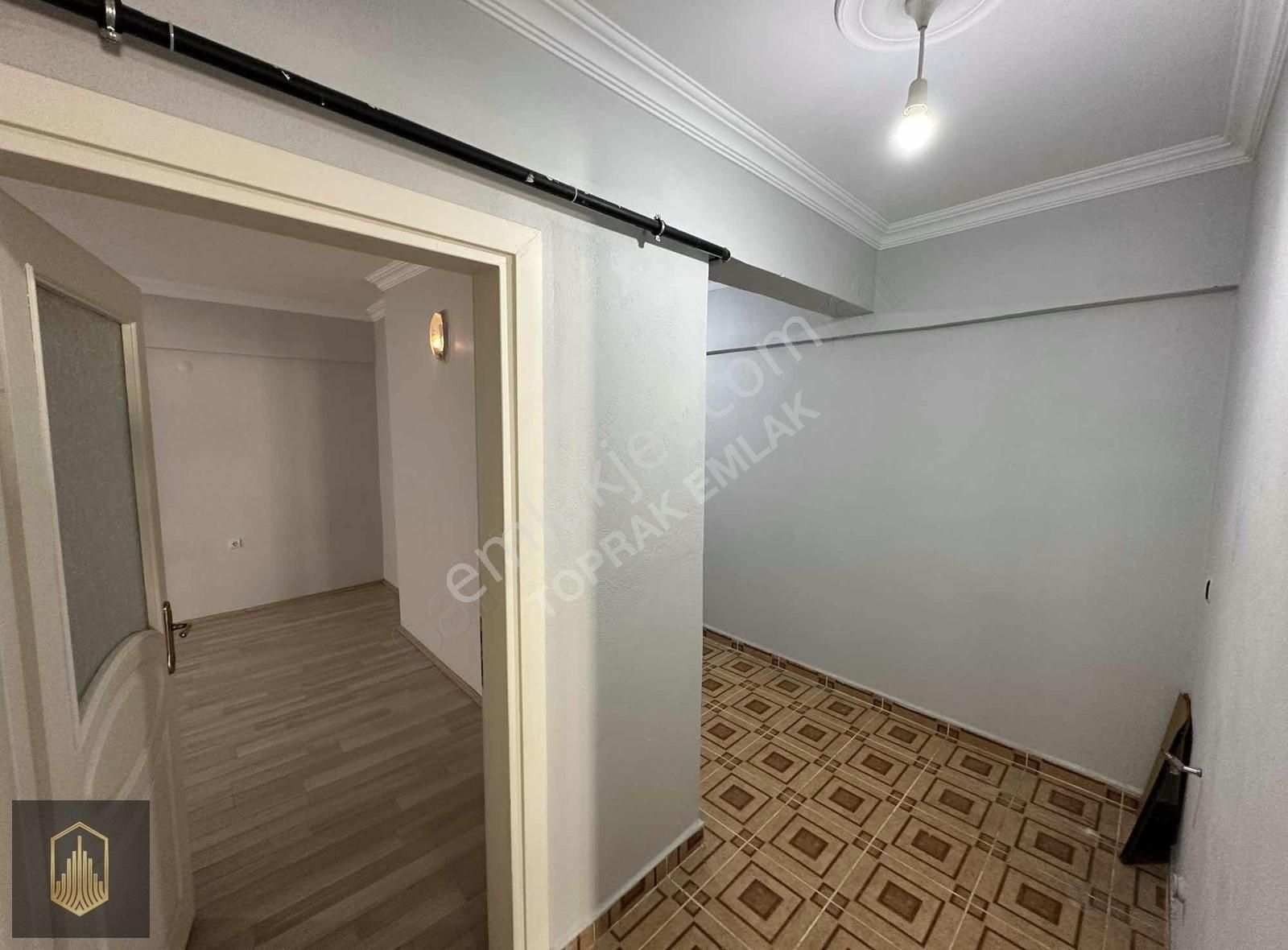 Toprak Gayrimenkul'den Fevzipaşa'da 2+1 95m2 Kiralık Daire - Görsel 5