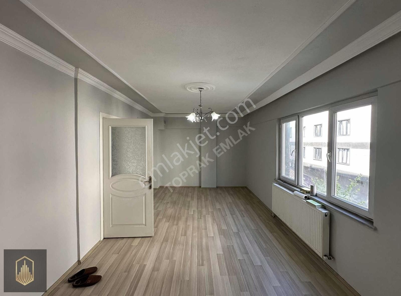 Toprak Gayrimenkul'den Fevzipaşa'da 2+1 95m2 Kiralık Daire - Görsel 10