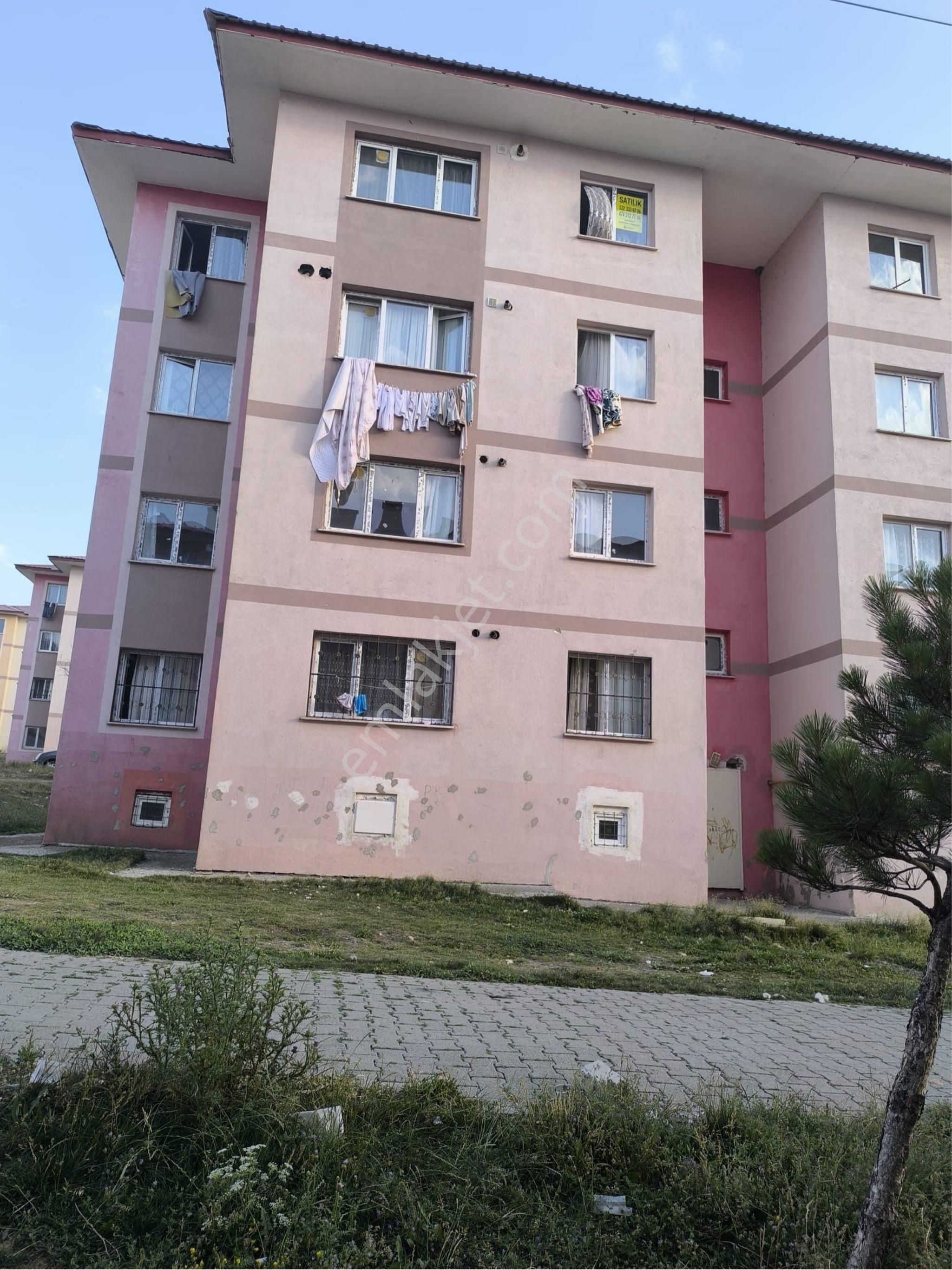 Şeyma Emlaktan Yeşilkart Tokide Satıılık 2+1 Daire
