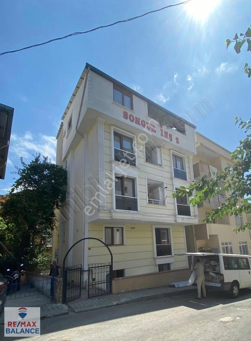 Tuzla Şifa Mahallesinde 2+1 Satılık Daire