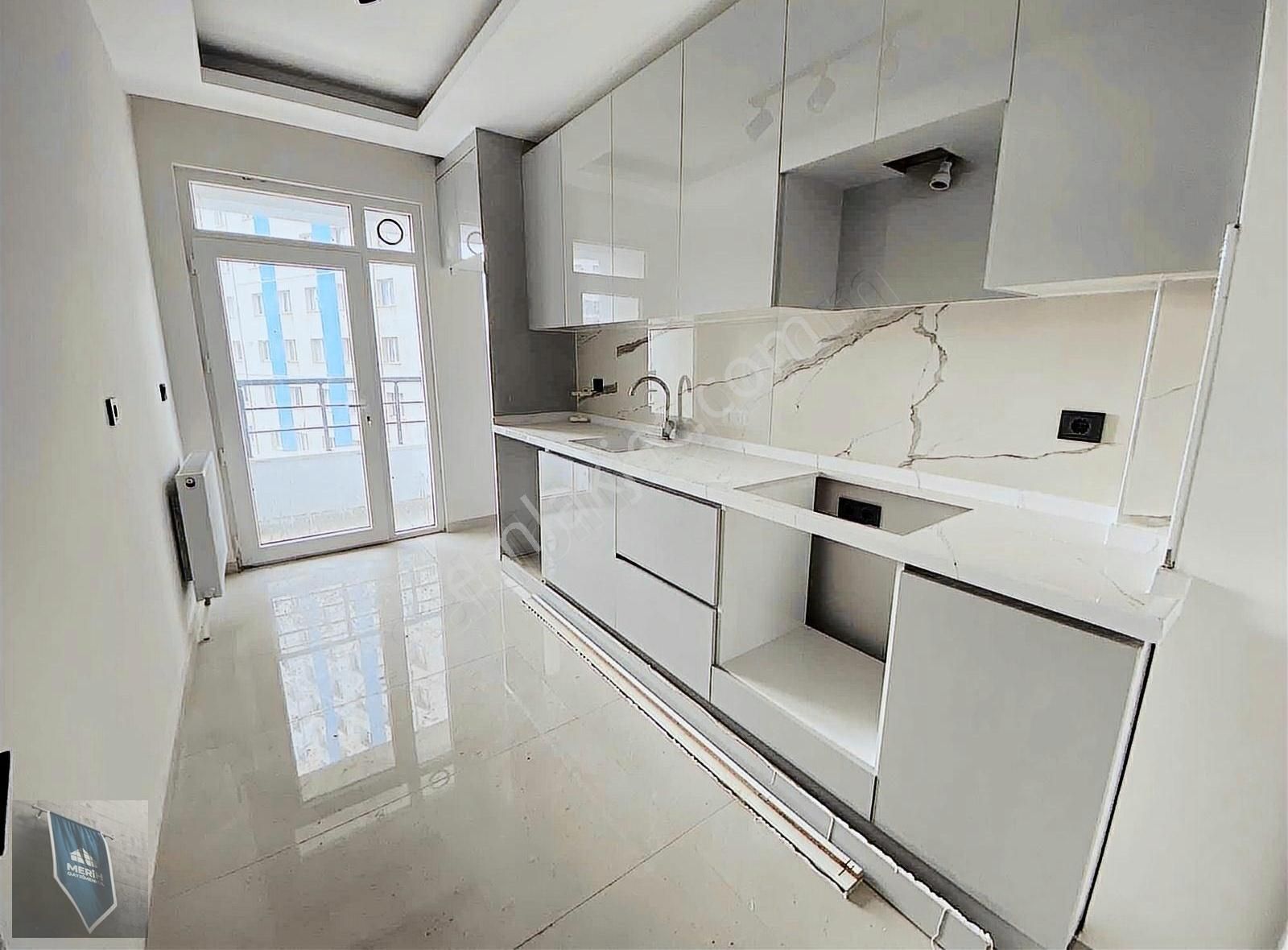 Mevlanada Satlık Lüks 2.5+1 Sıfır Daire