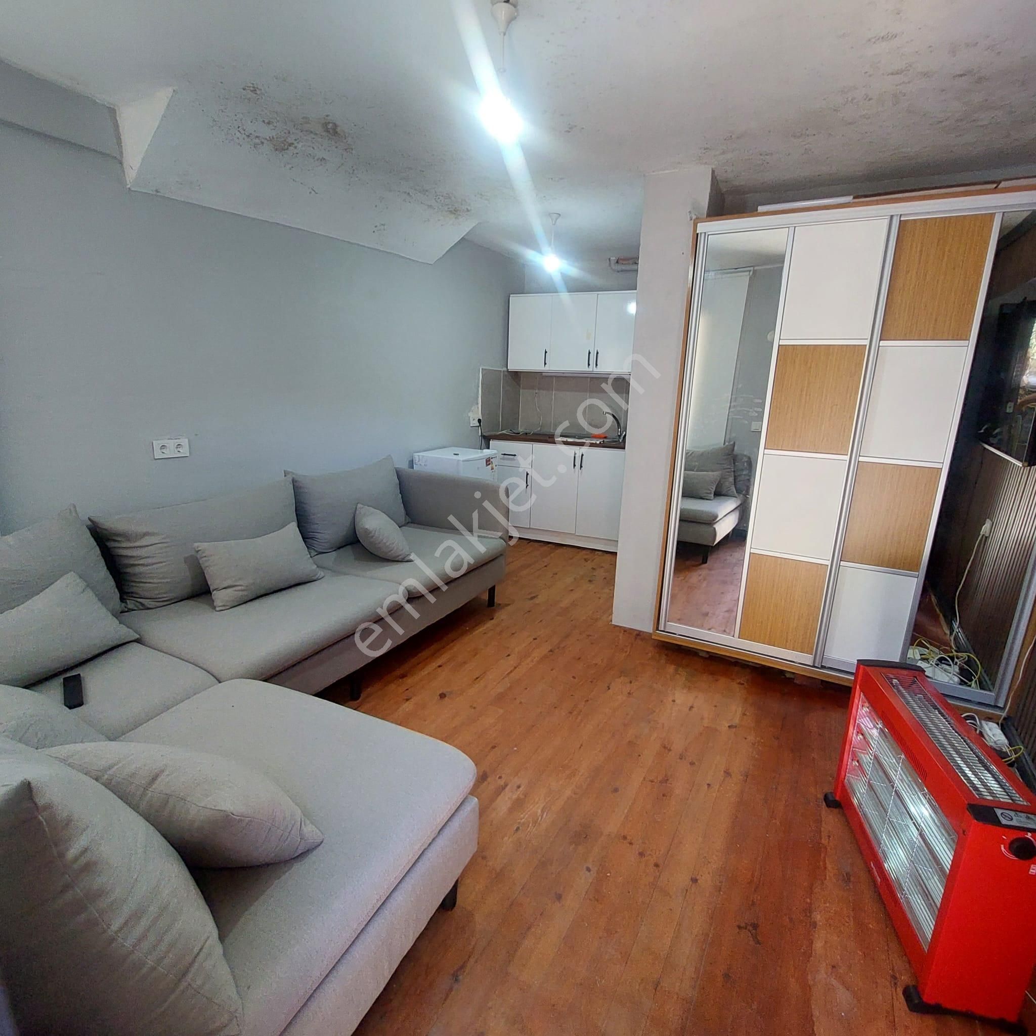 Tarabya Sahil Merkez 5 Dak .kurumsala Eşyalı Stüdyo Giriş Katı