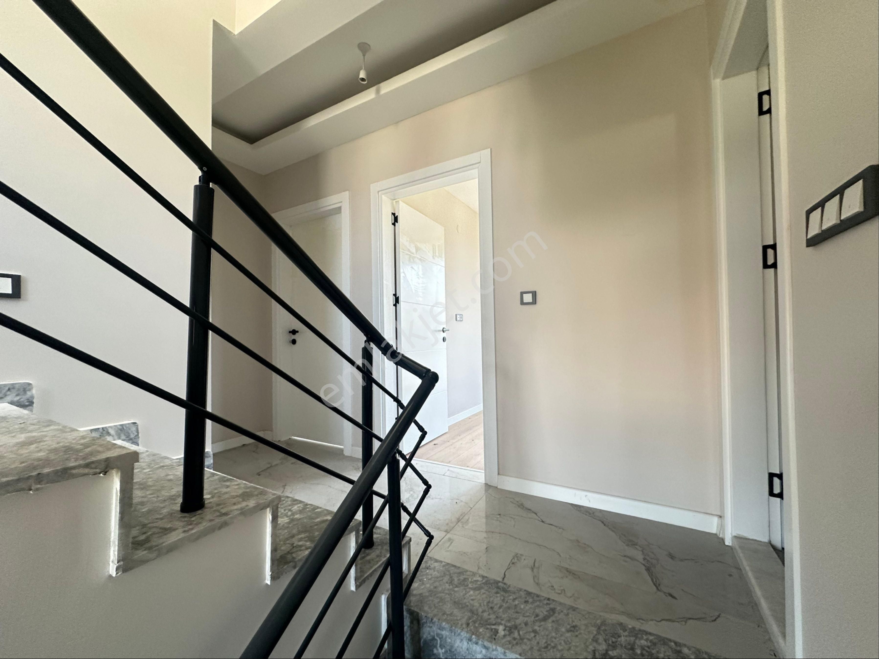 İzmir Seferihisar Doğanbey De Satılık 300m2 İçinde Tek Müstakil Villa - Görsel 14