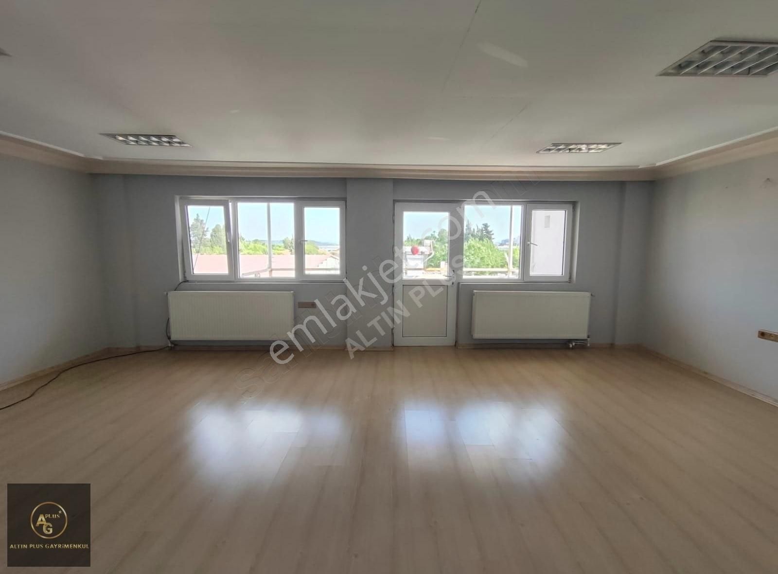 Gaziemir Dokuz Eylül Mah. İzban Yakını 119 M2 3+1 Satılık Daire