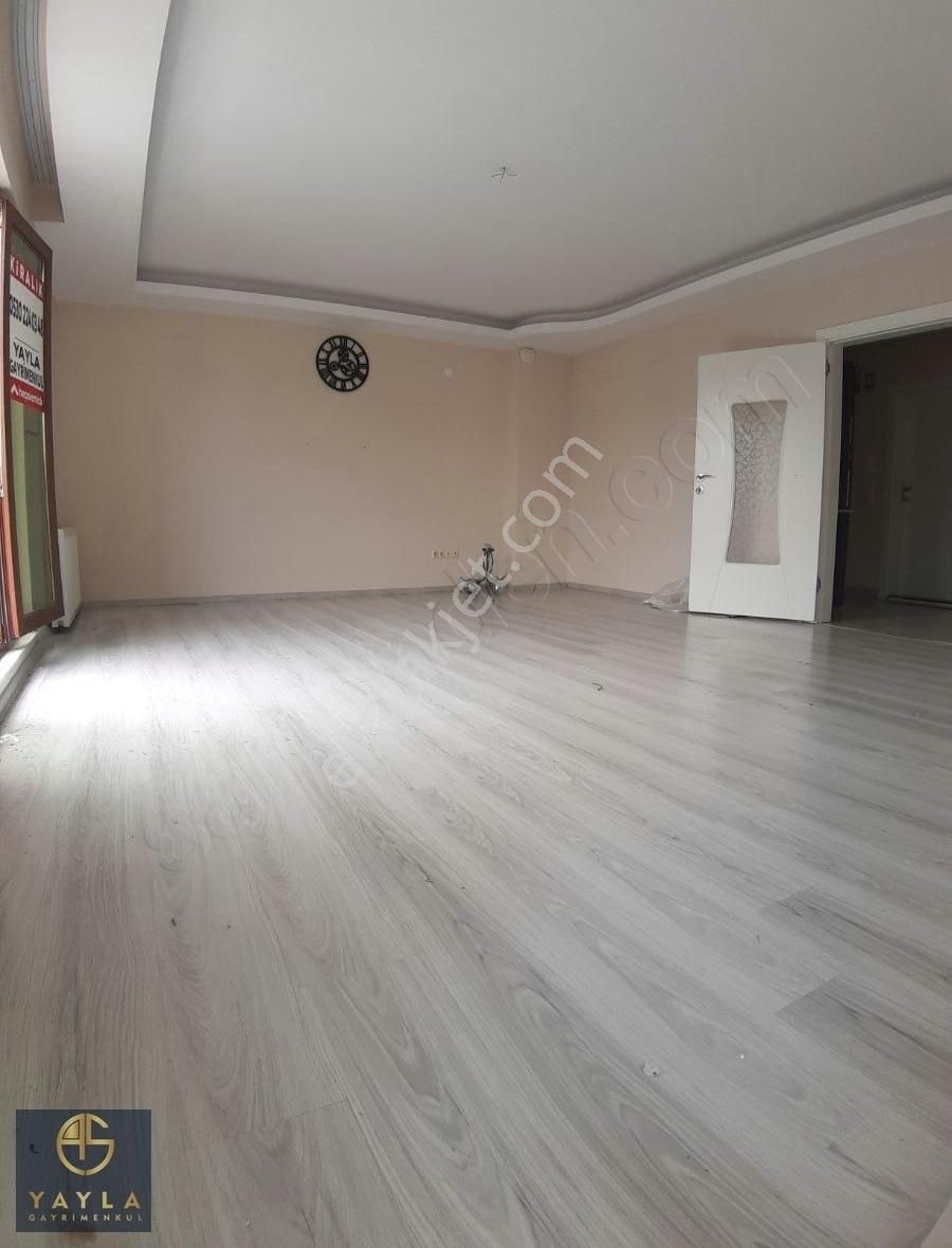 Yayla Gayrımenkul Omurevlerınde Kıralık 3+1 Süper Daıre